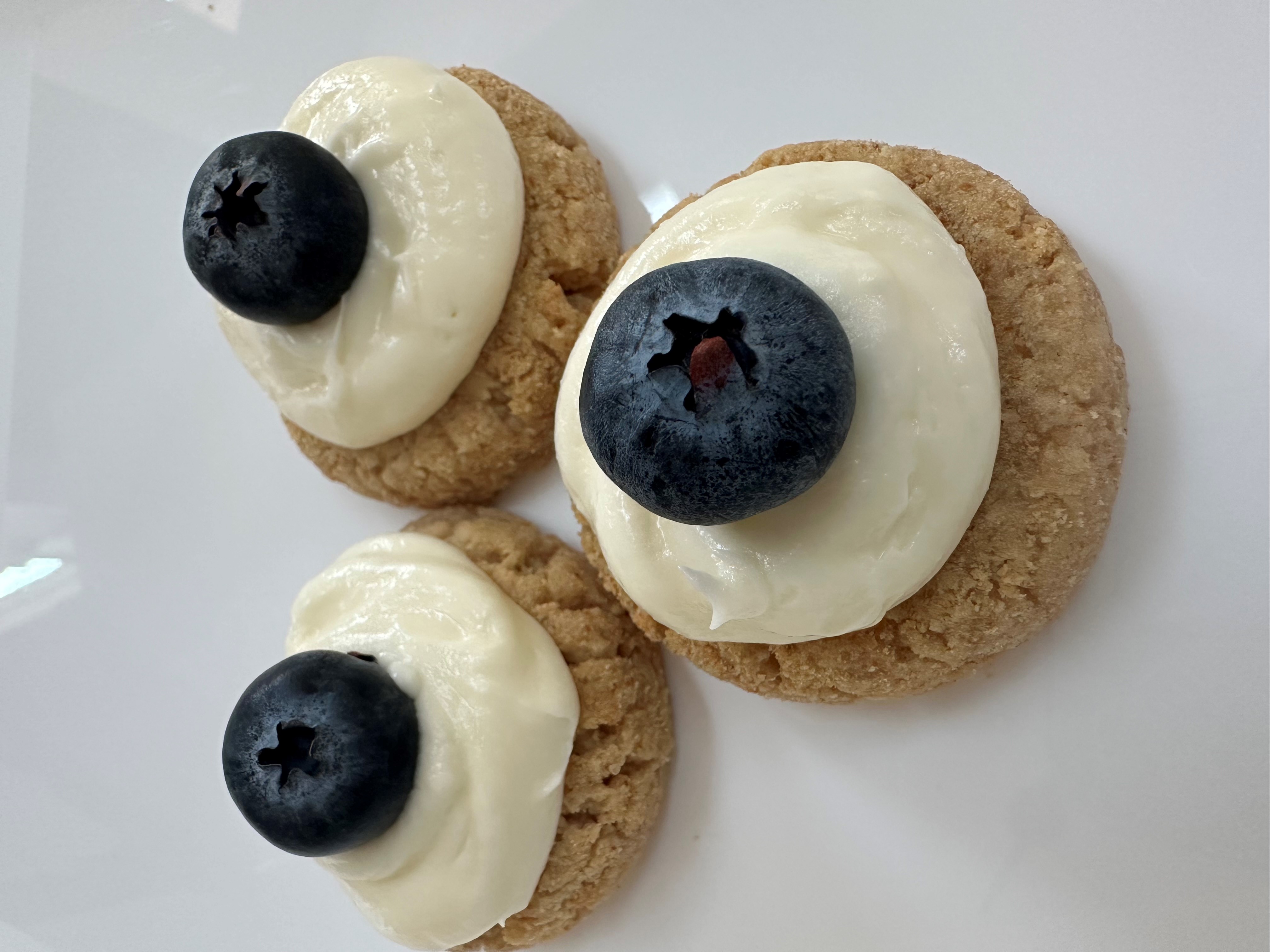 Blueberry Cheesecake Cookie
