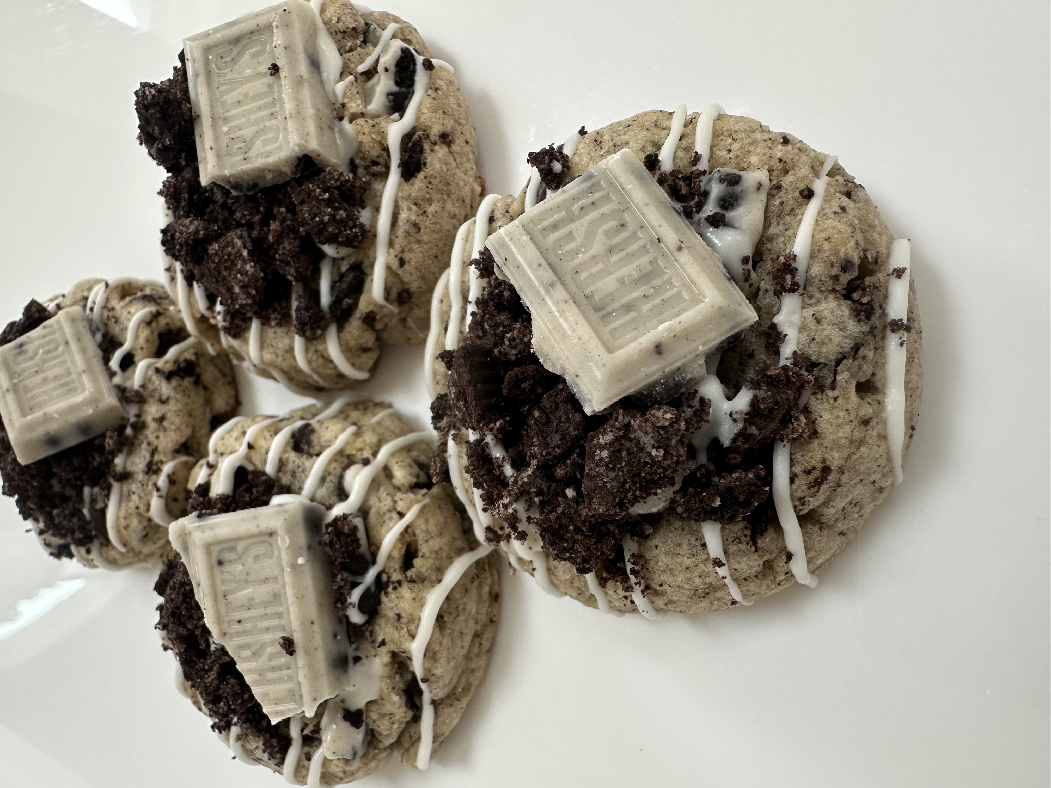 Cookies 'n Cream Cookie