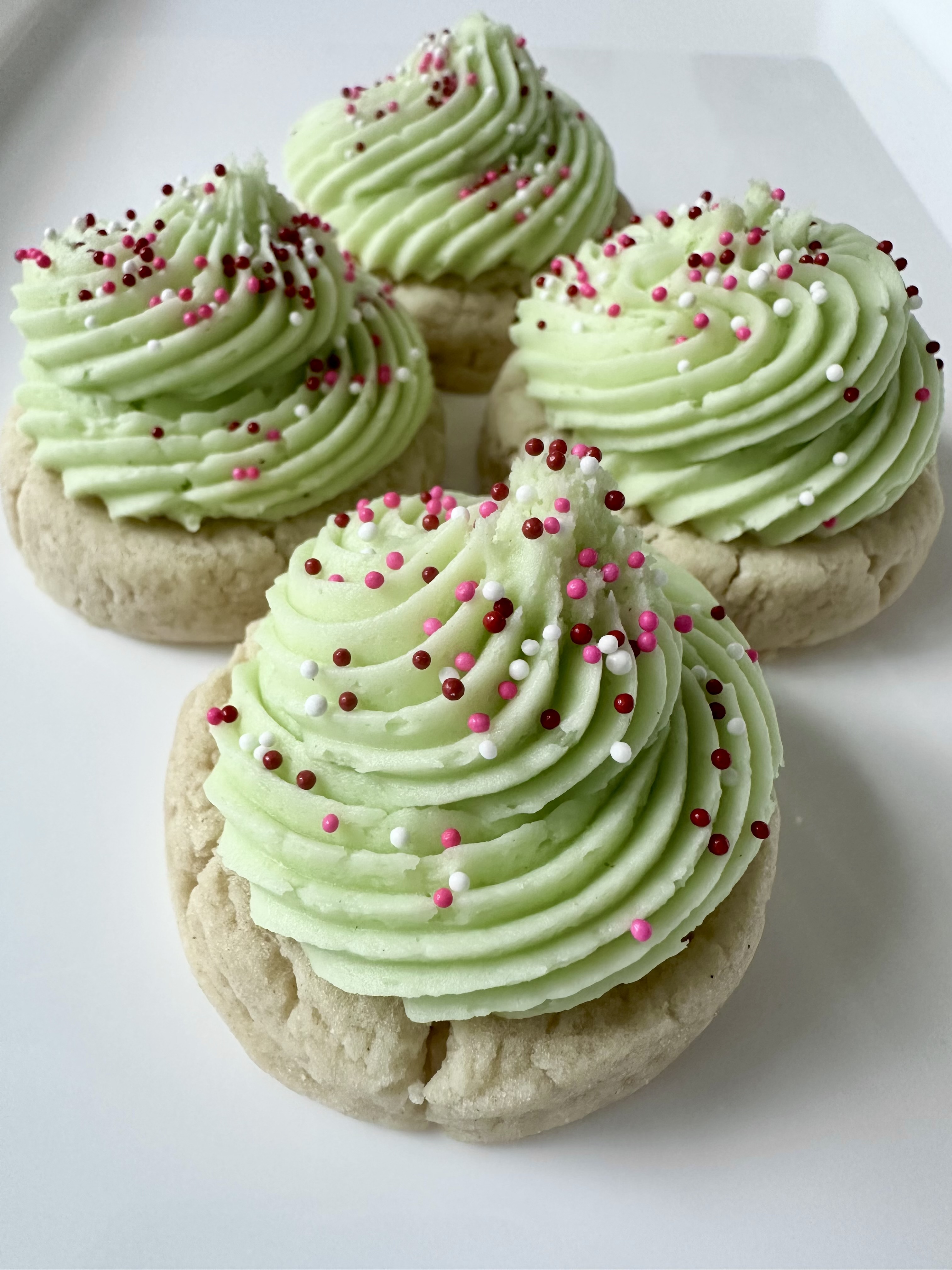 Sweetie Pie Frosted Sugar Cookie