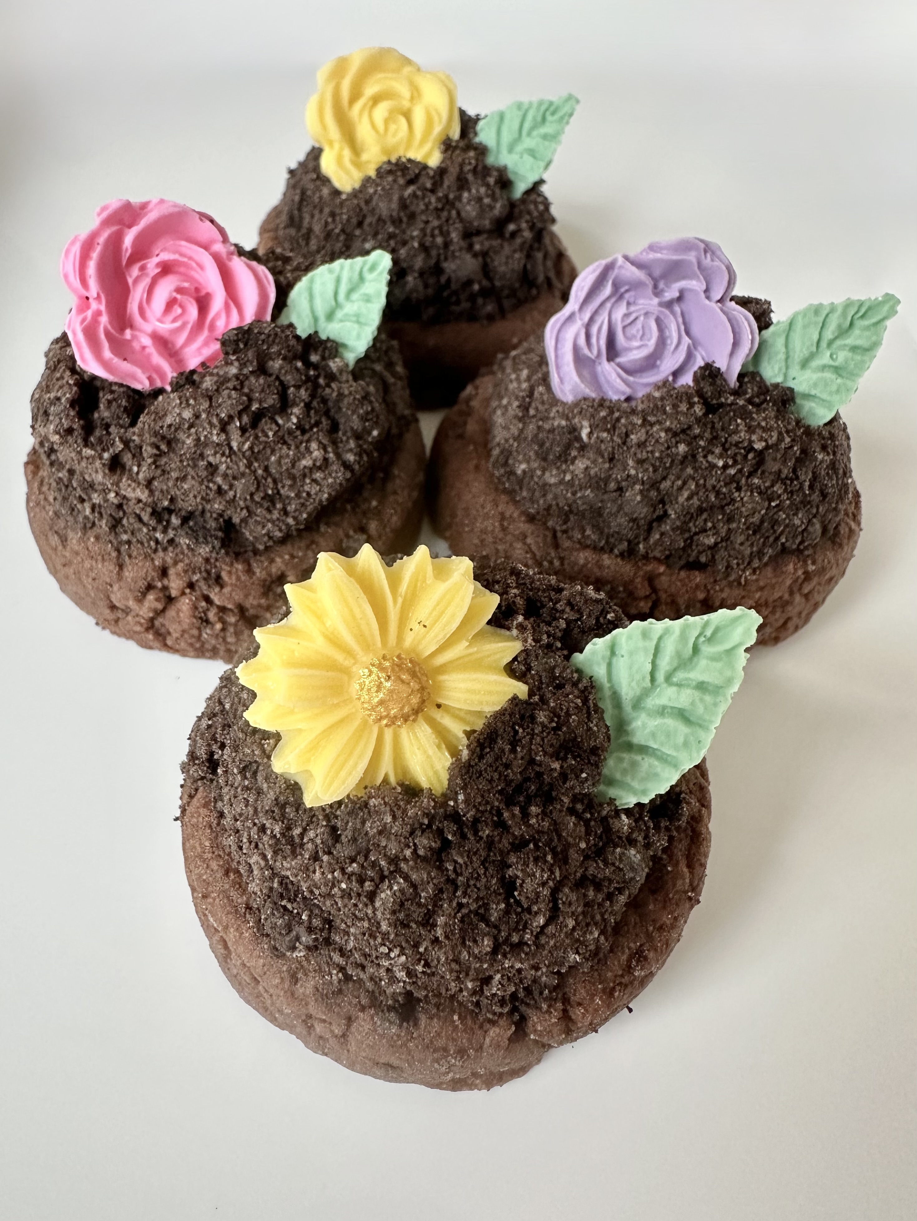 Dirt Cake Cookie  - Spring Flowers