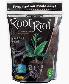 Growth Technology Root Riot Plant Cubes Refill 50