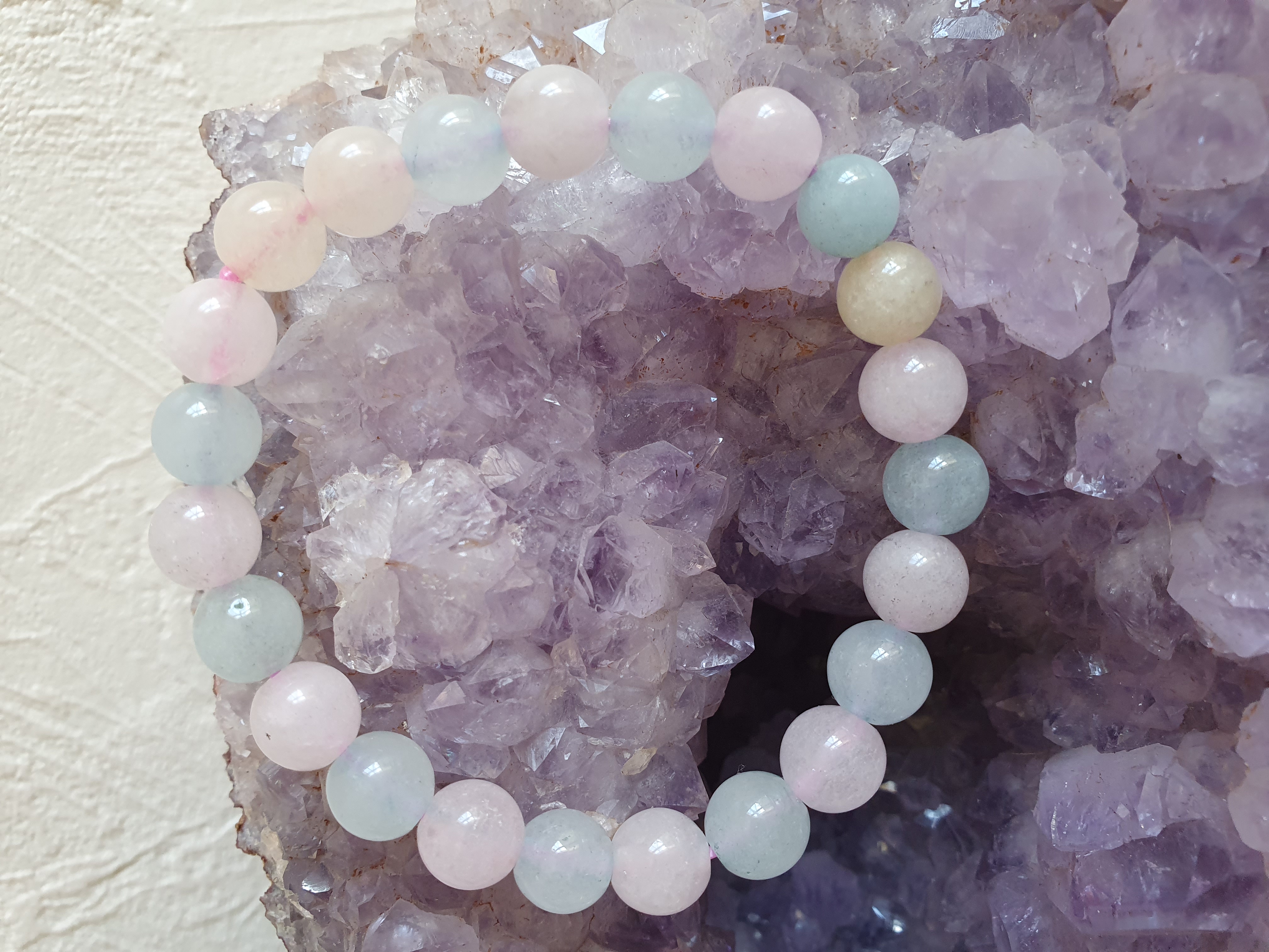 Bracelet en Béryl - Perles roses et bleues 5 mm