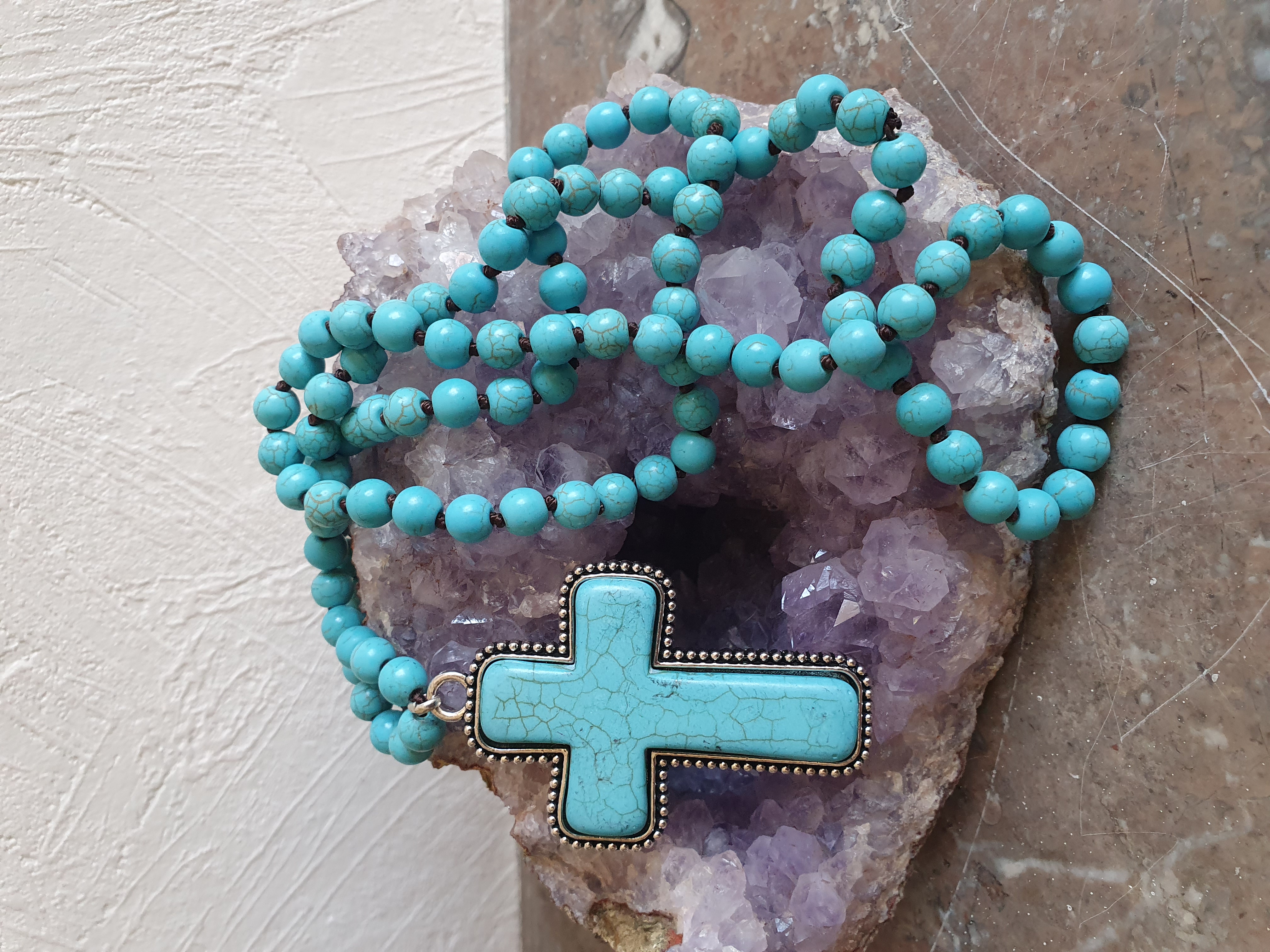 Sautoirs Croix Sacrée