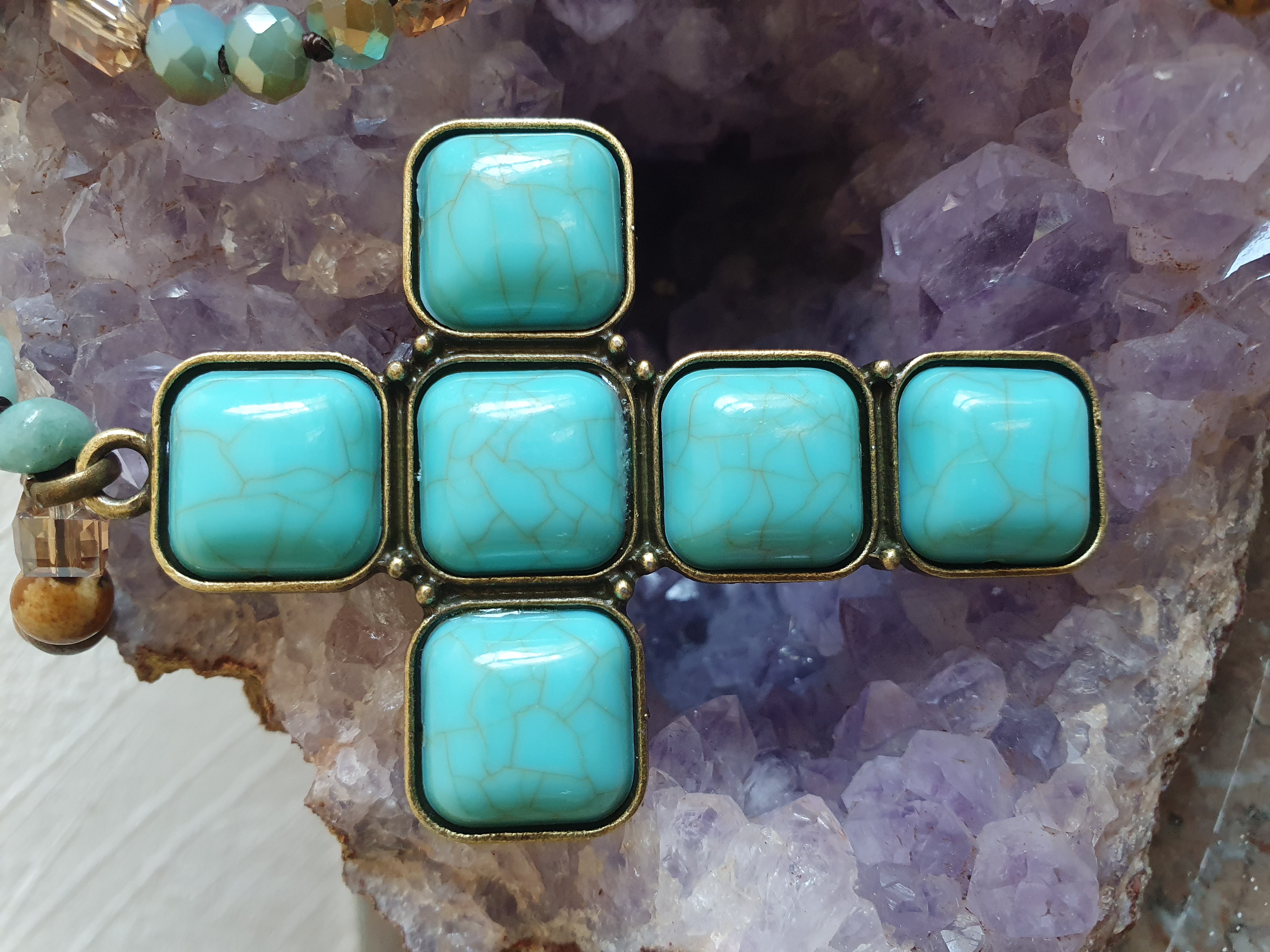 Sautoirs Croix Sacrée