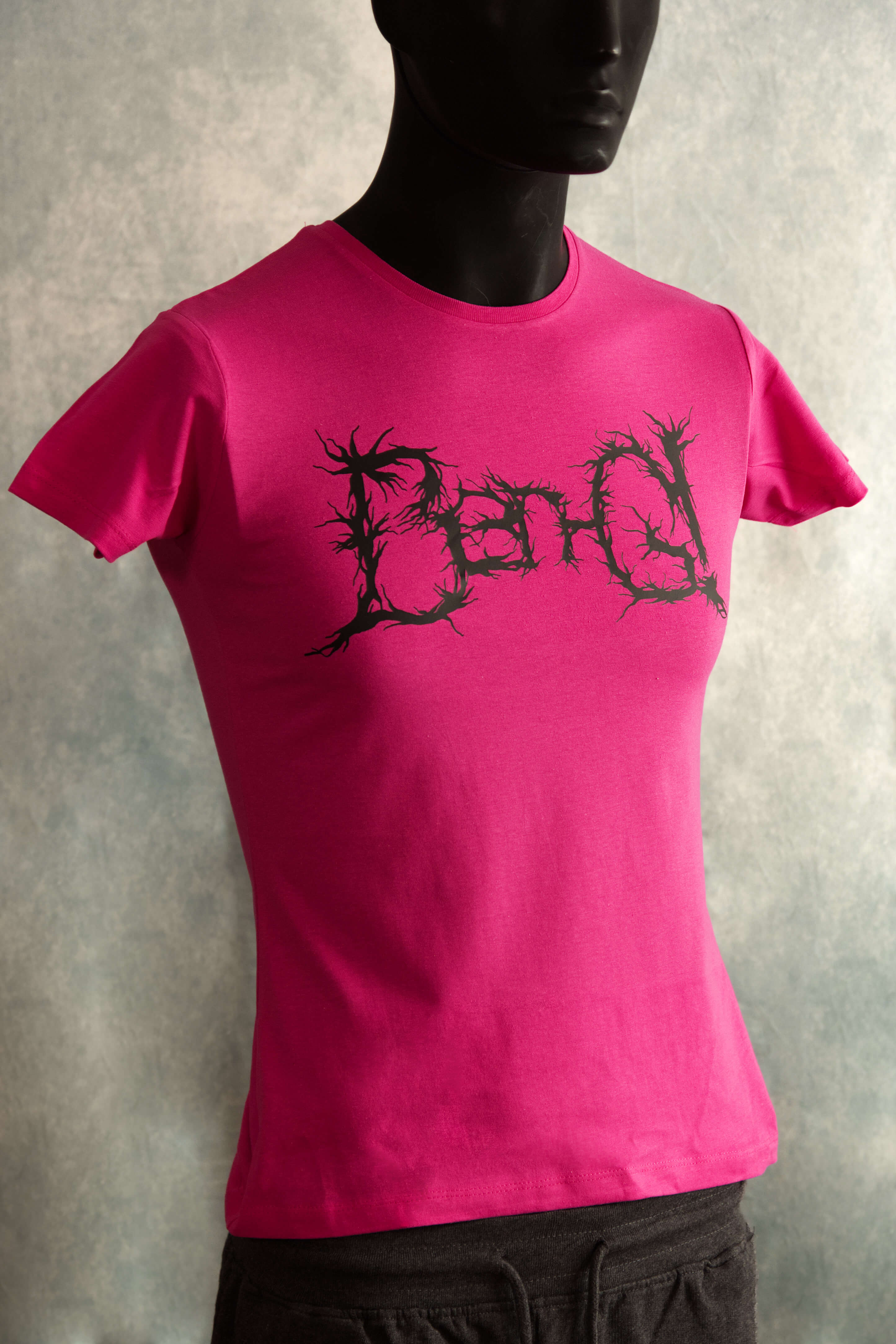 Girly Tee - Logo