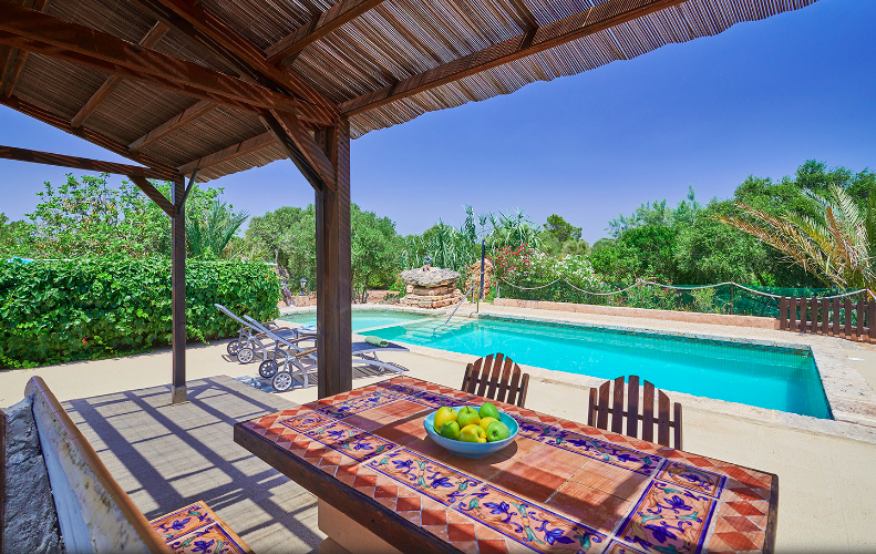 Full house up to 4 people per night