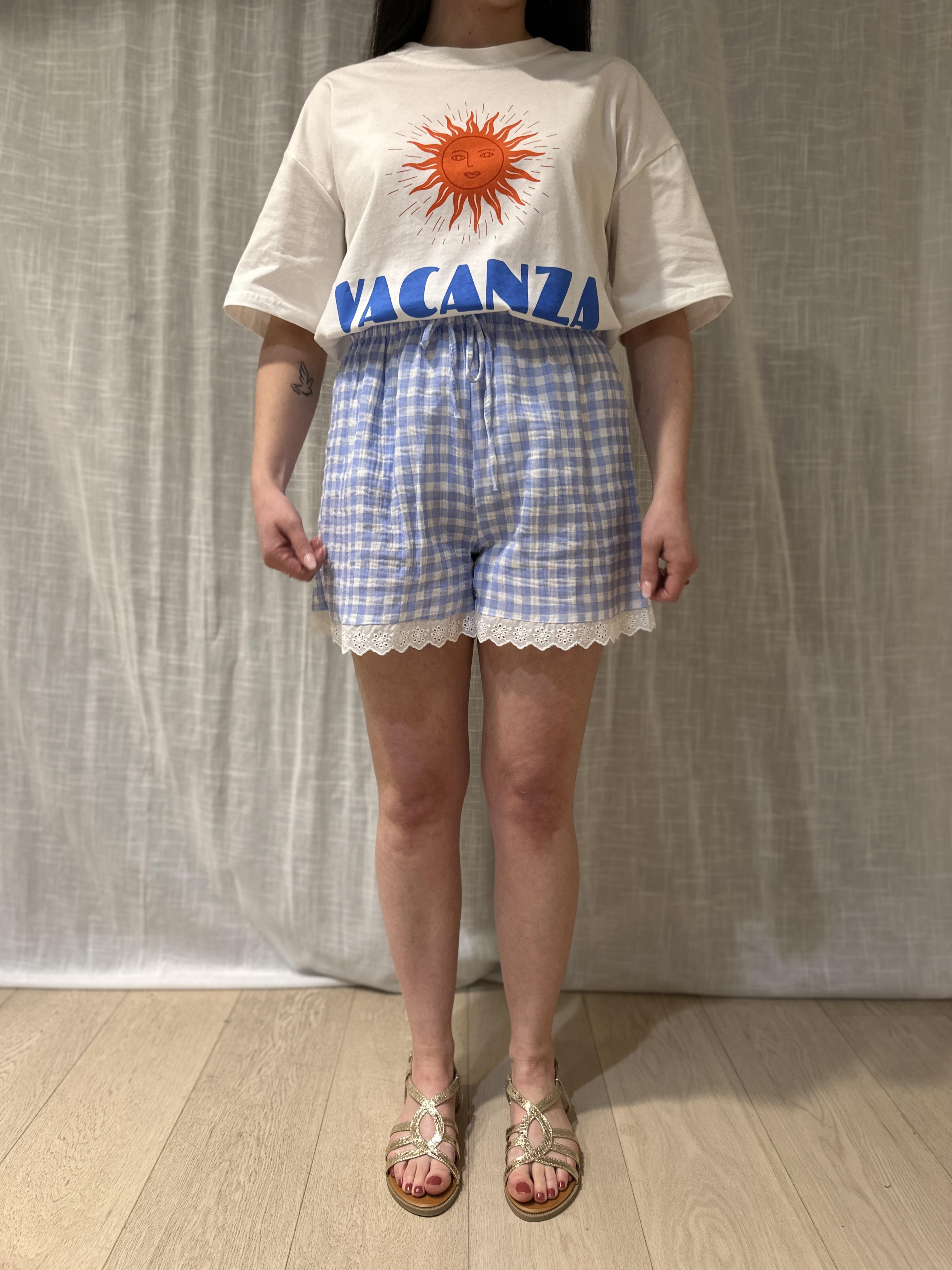 Short EMMA bleu