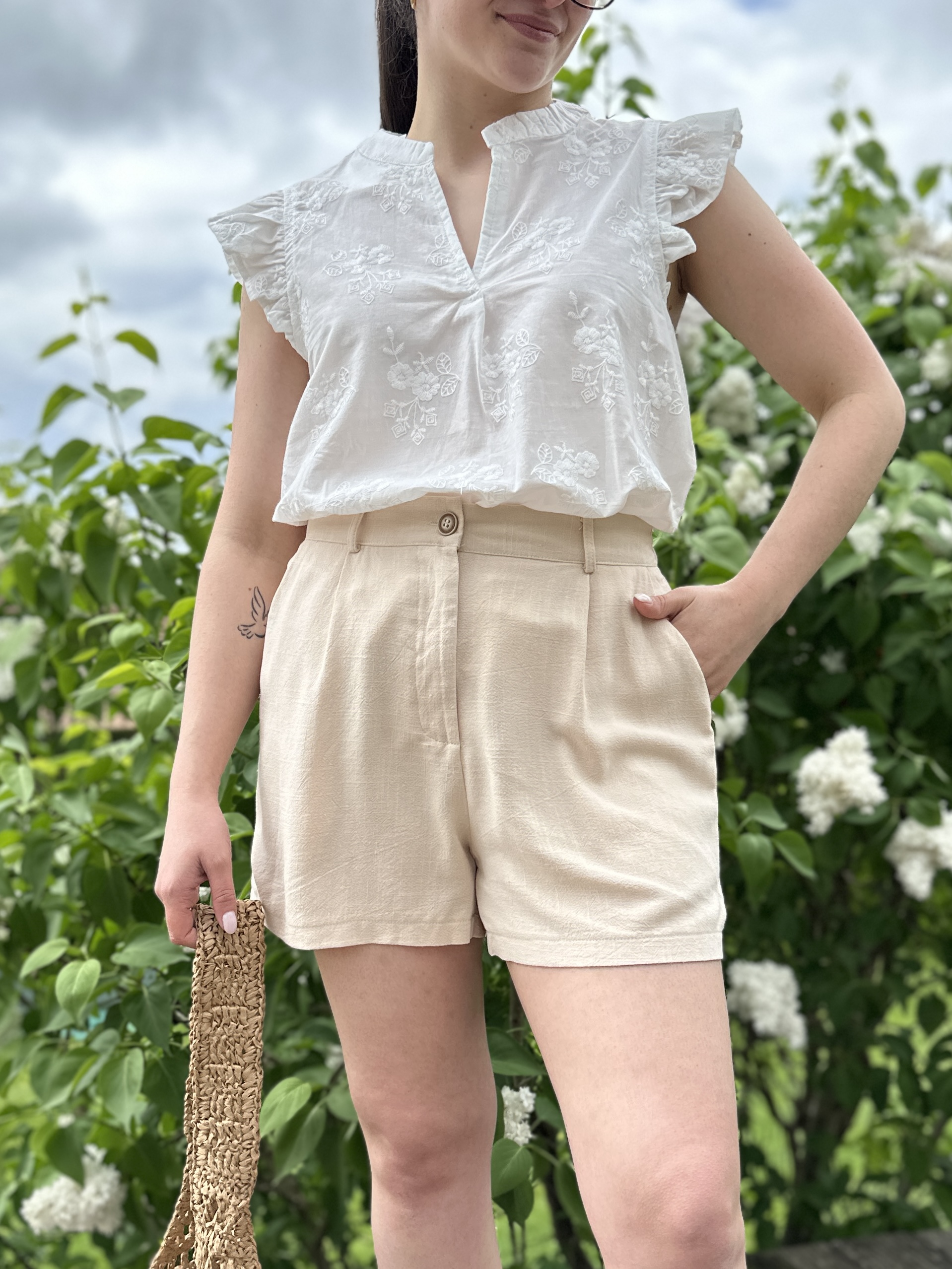 Short MILA Beige
