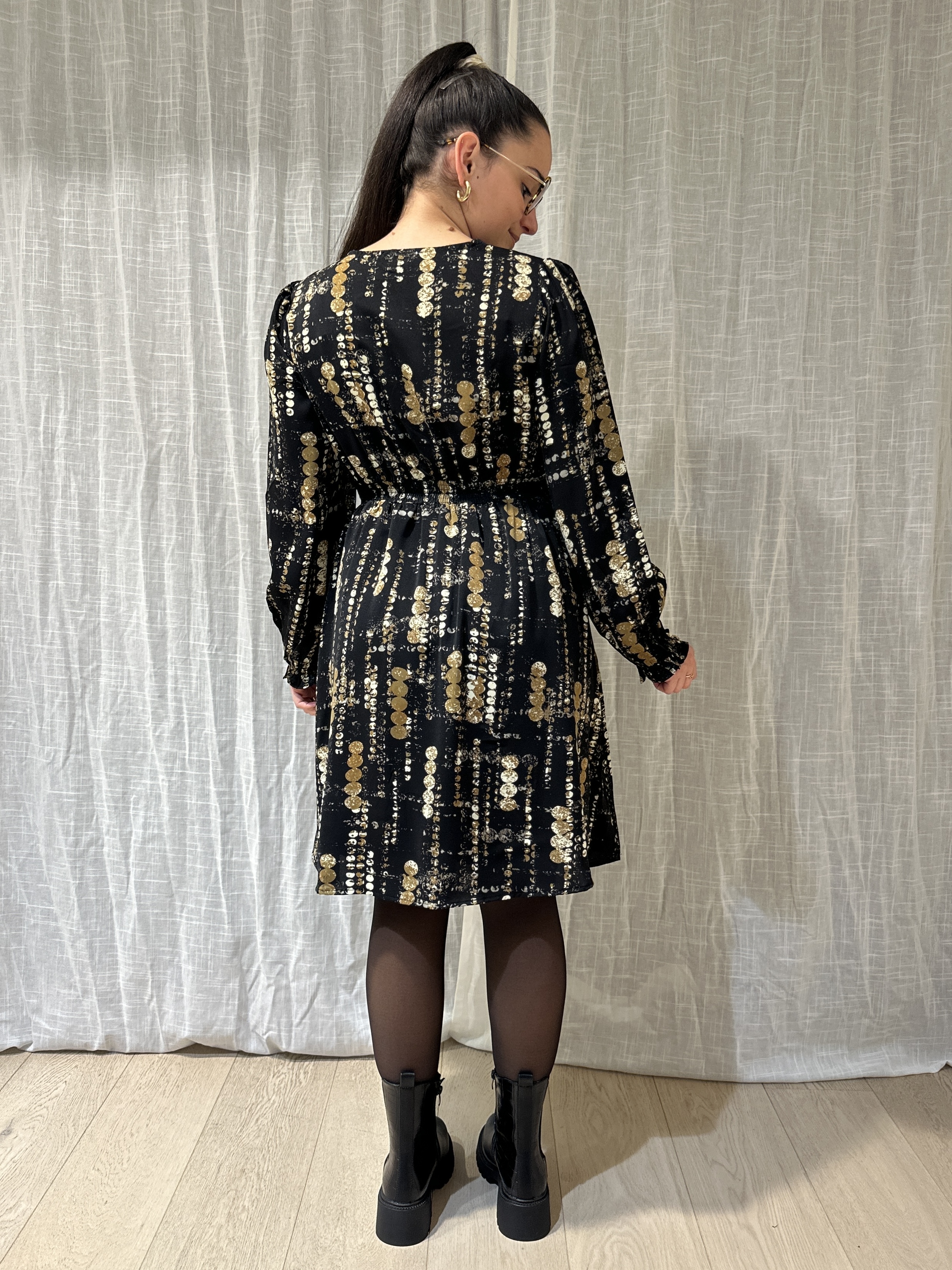 Robe MONA Courte Noire