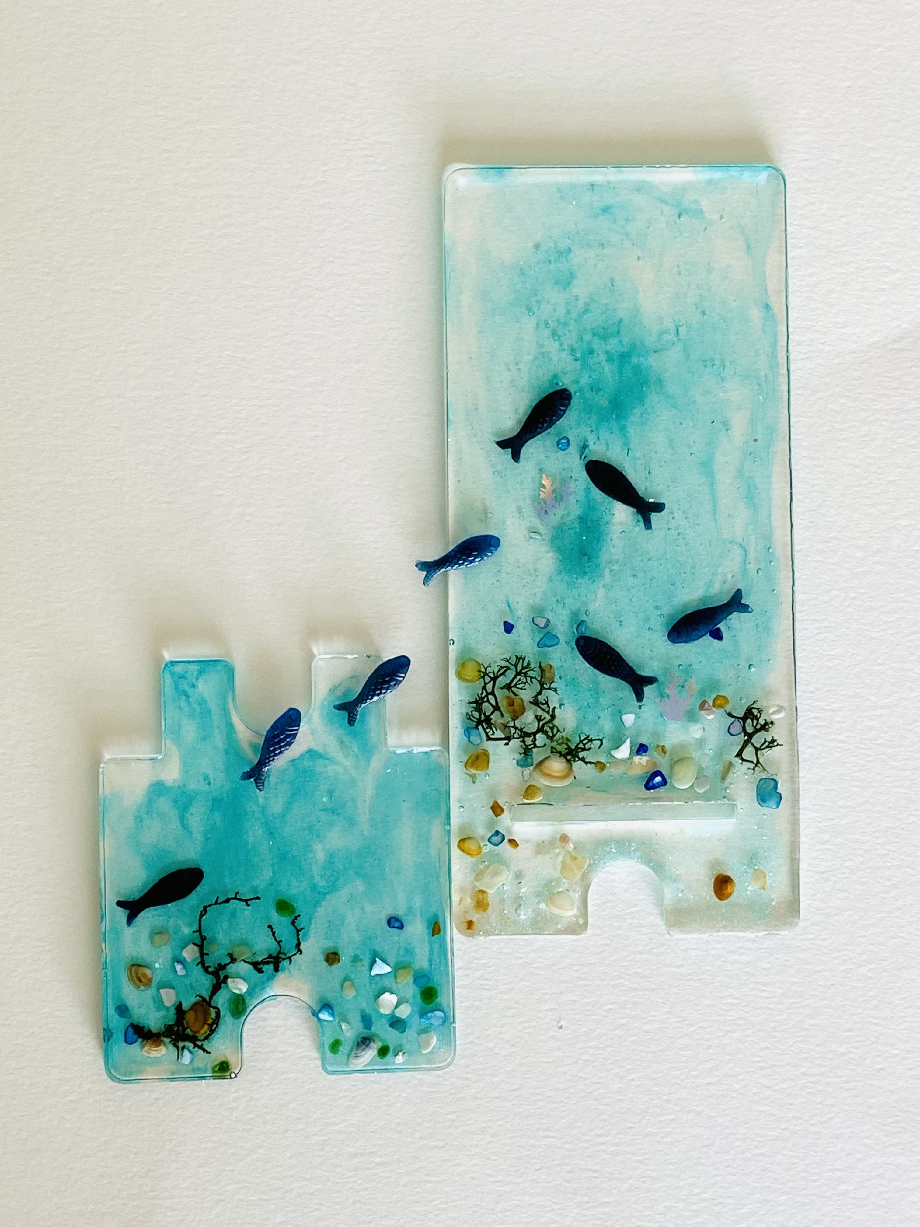 Handcrafted Resin mobile phone stand