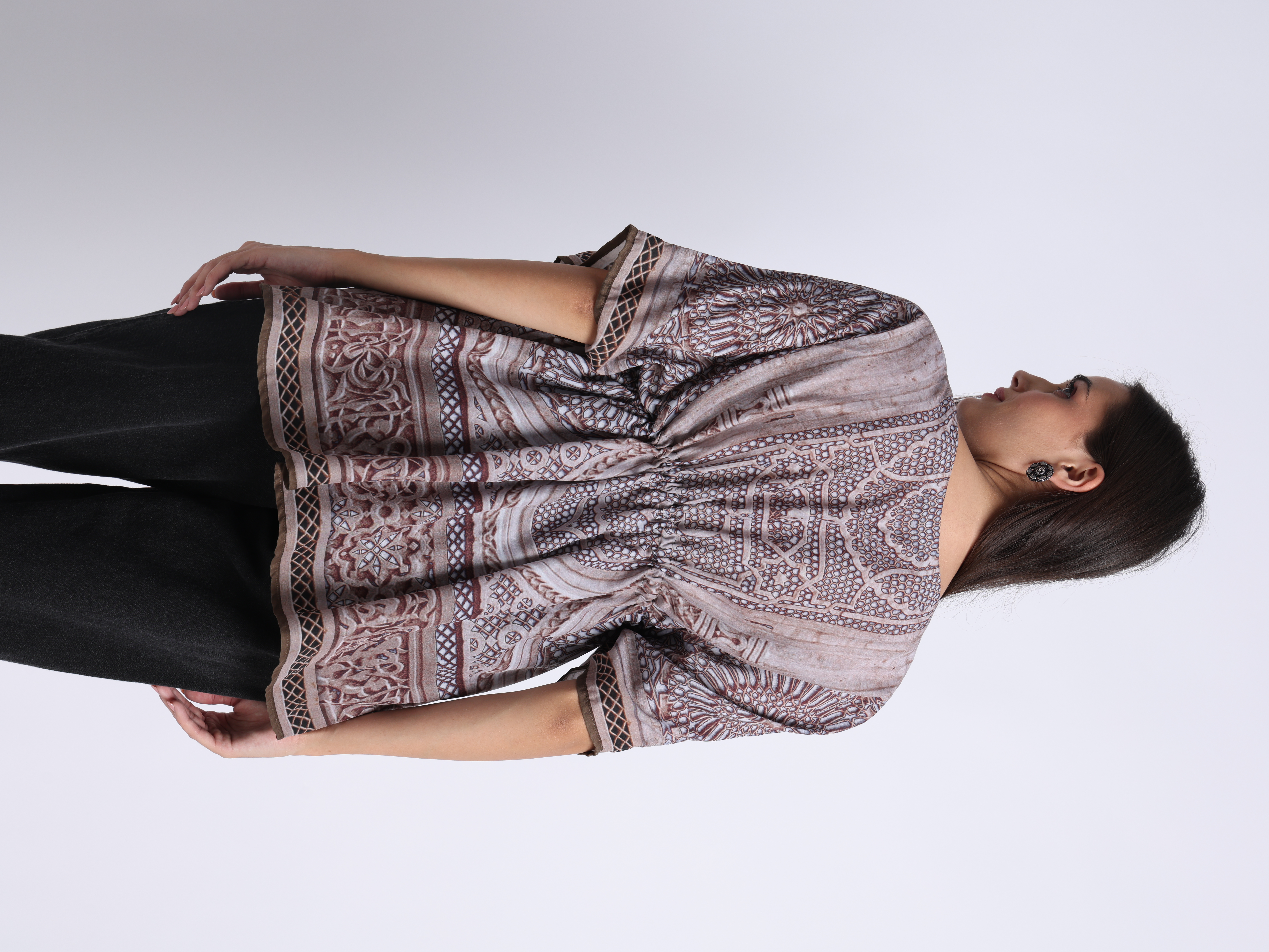 Nakkashi - Valentina