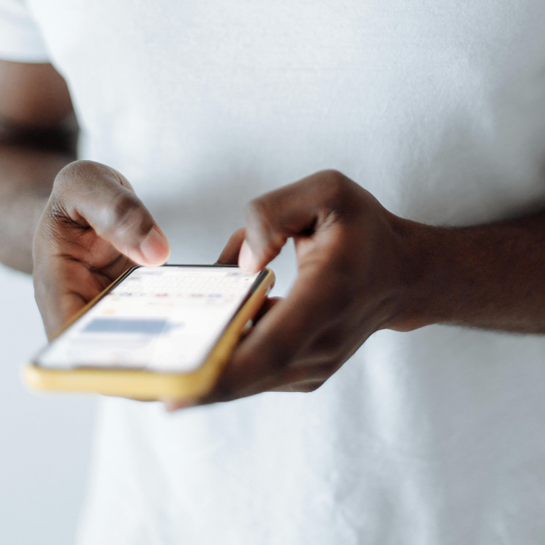 GESTION DES COMMENTAIRES & MESSAGES