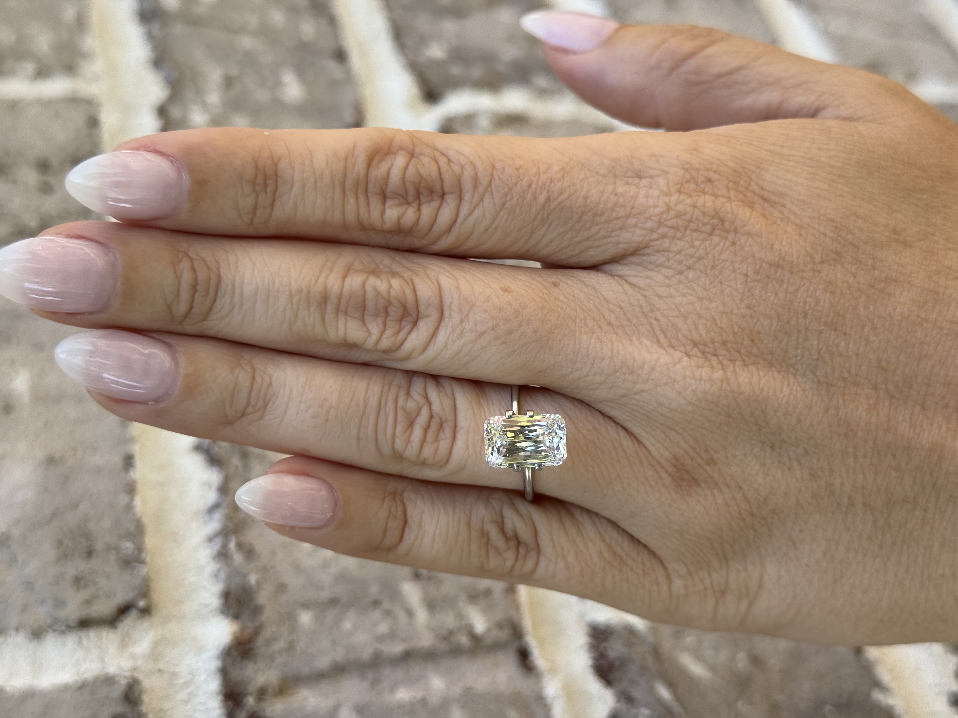 4.06 E VS1 Cushion Criss Cut Diamond