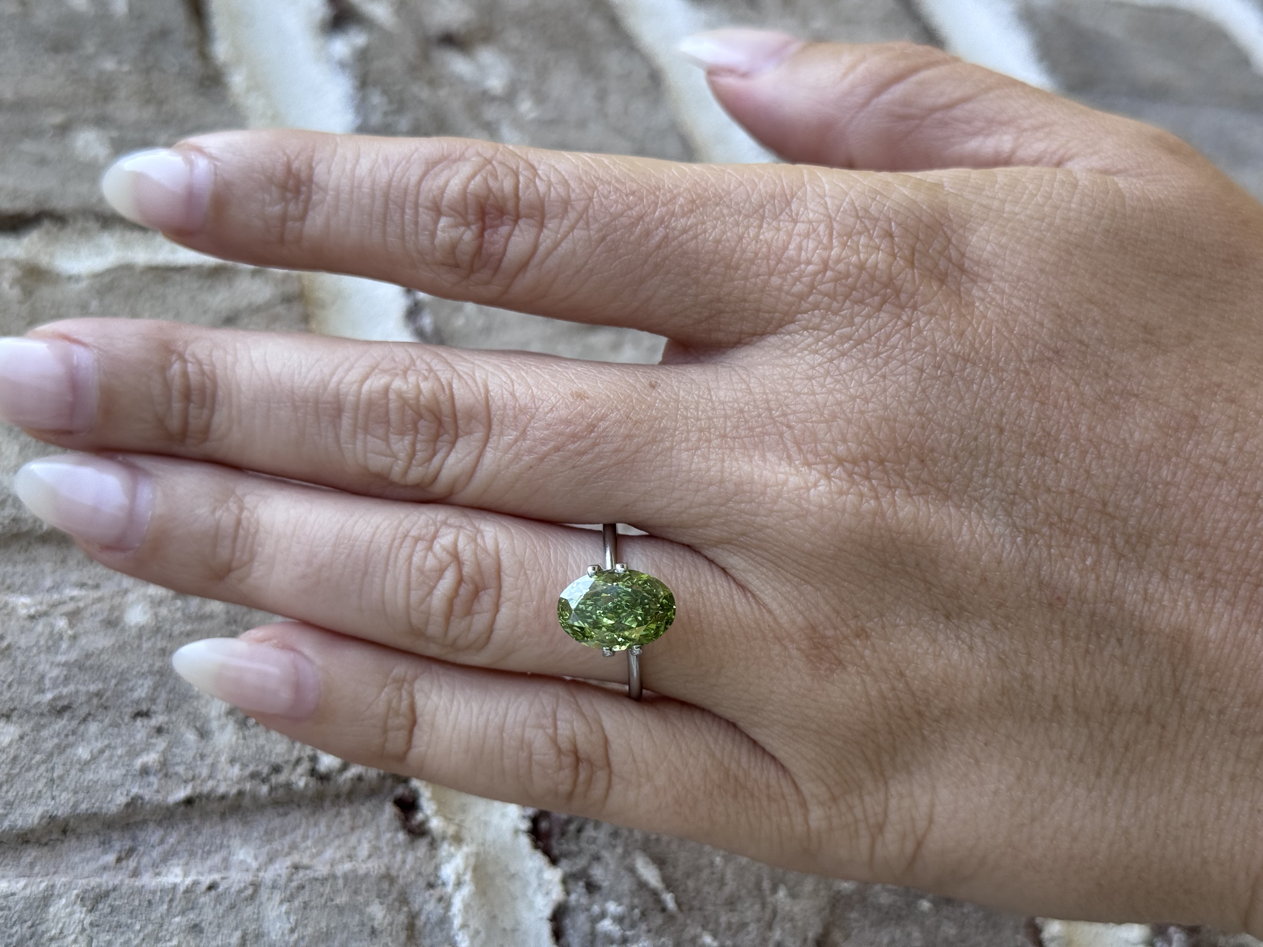 4.01 Carat Fancy Vivid Green VS1 Moval 