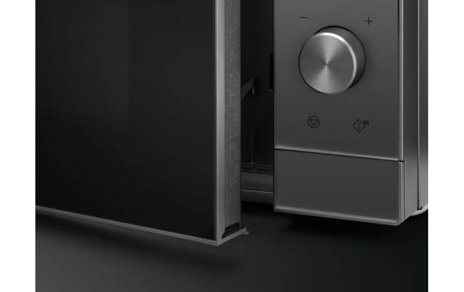 Electrolux Four à micro-ondes FMW25EMGMS Titane