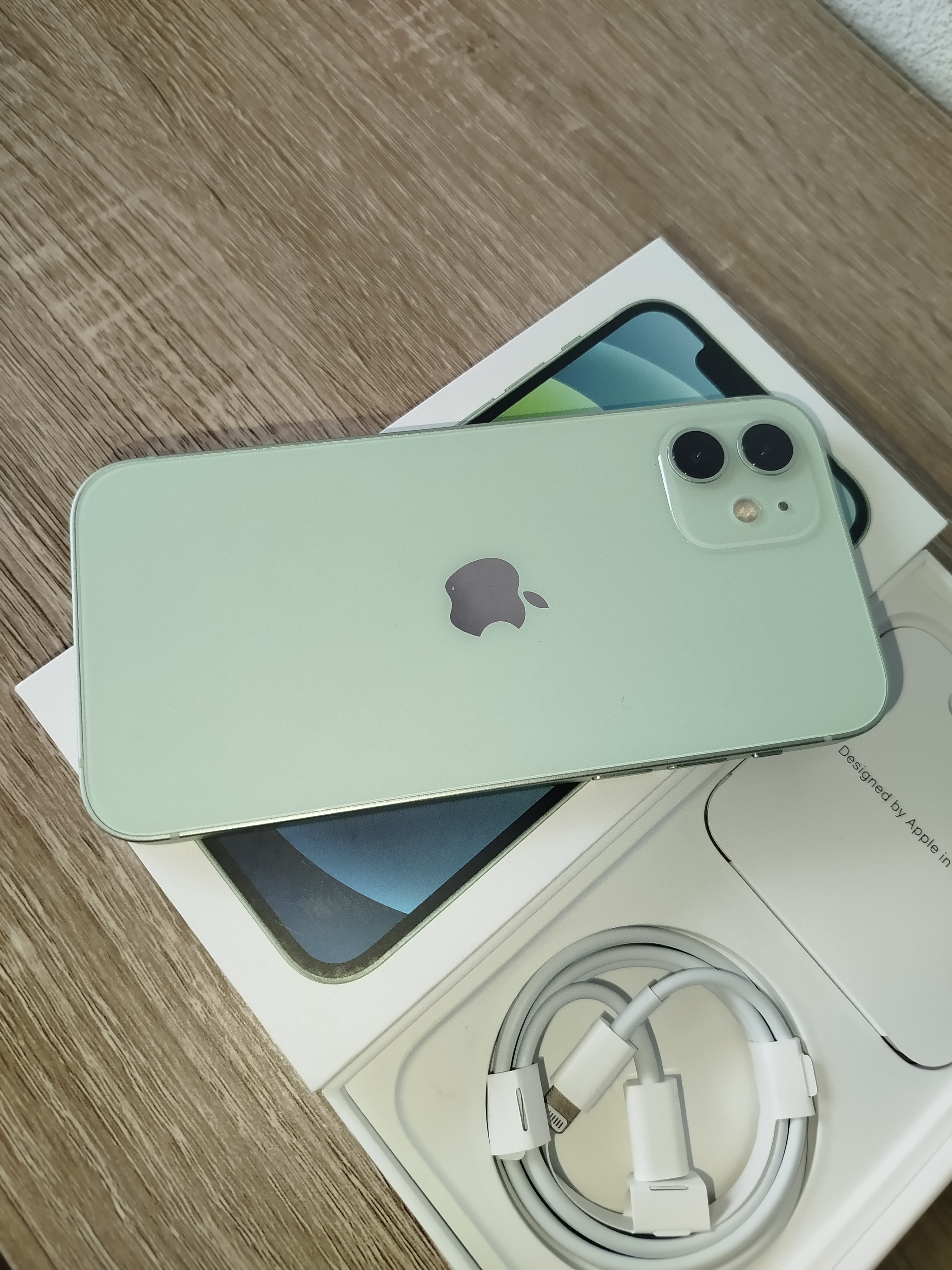 iPhone 12 green 64 GB