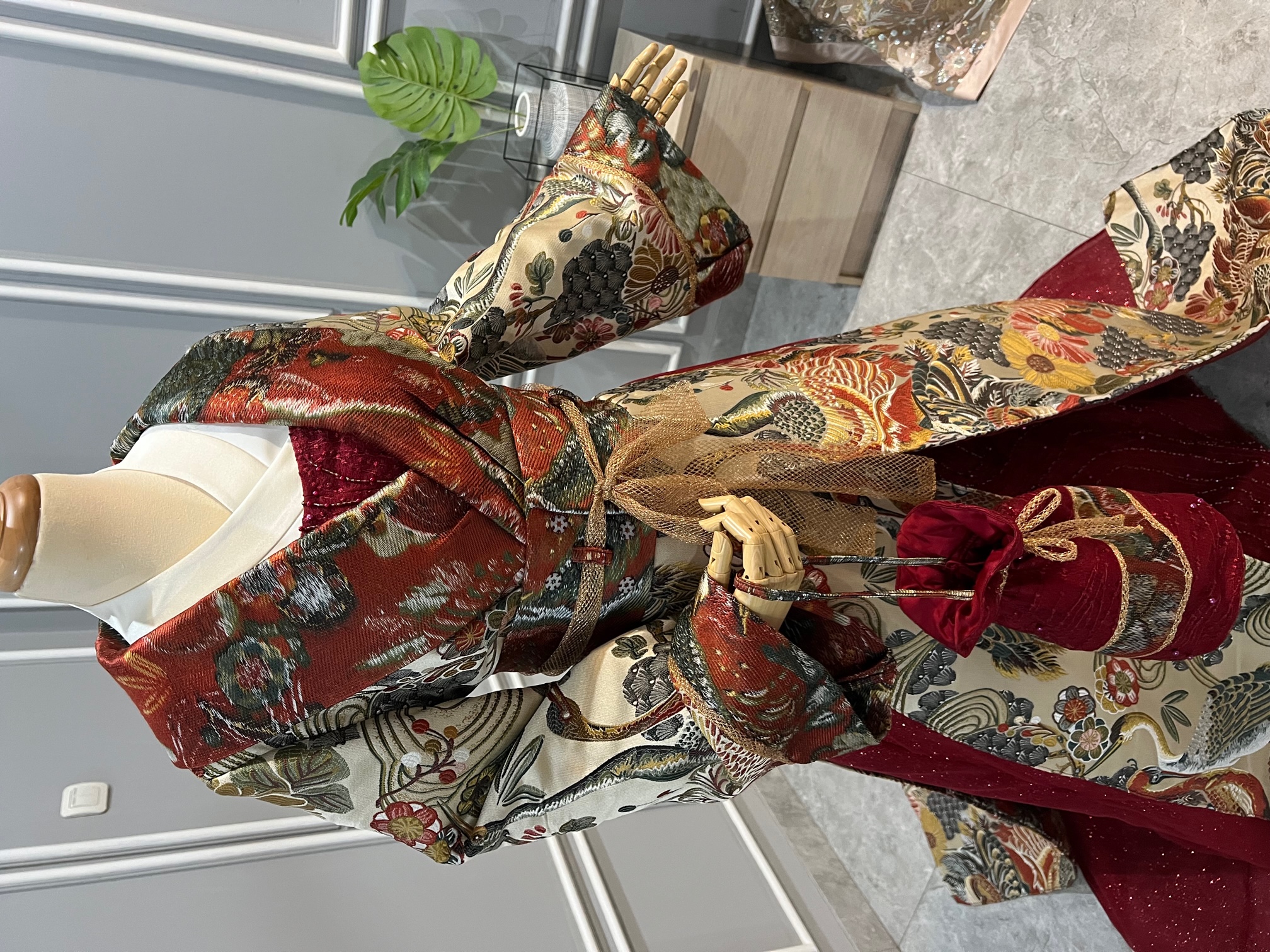 CC002- Kimono-inspired Attire consisting 2 layers of garments