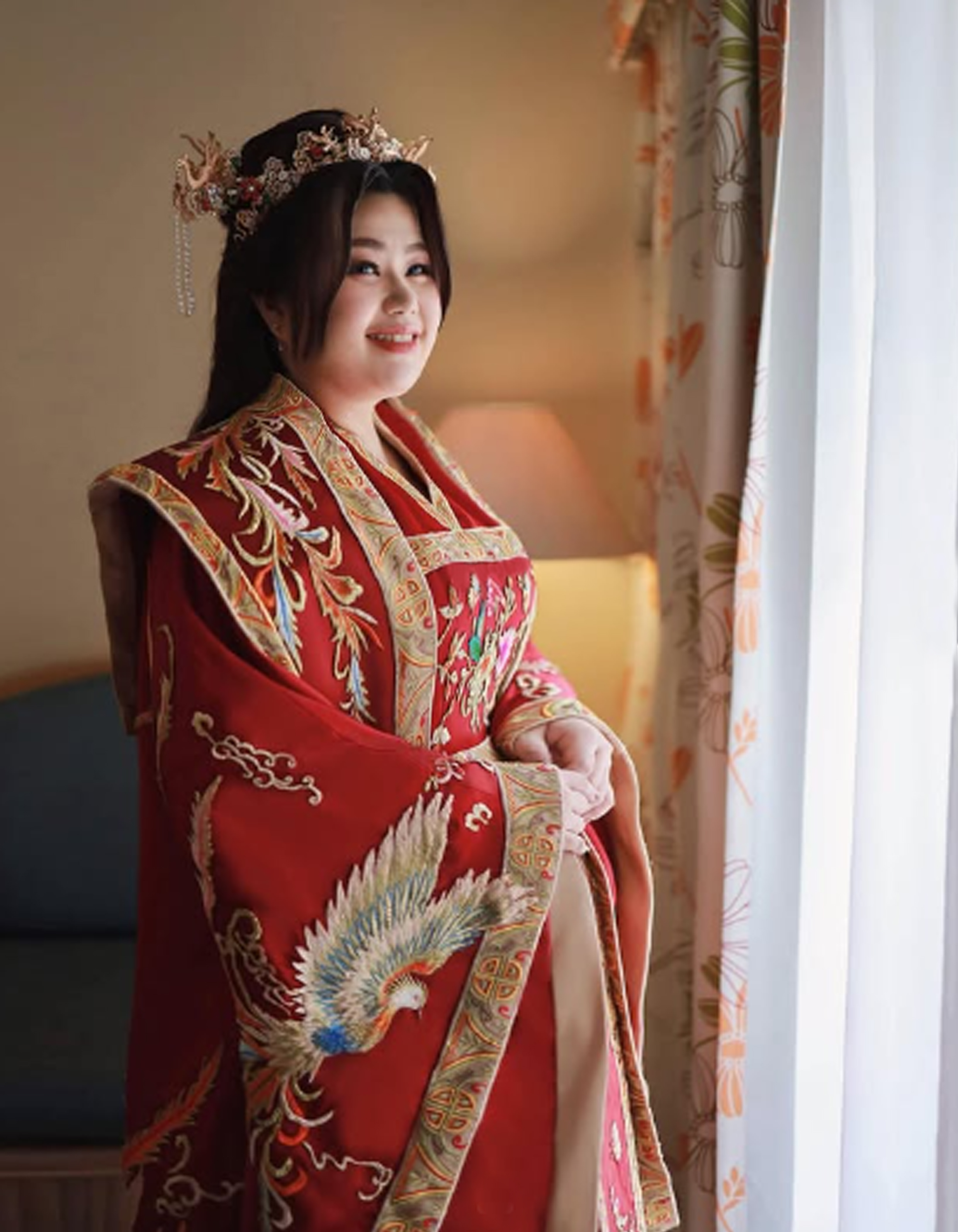 CC001- Red Phoenix Embroidery Hanfu