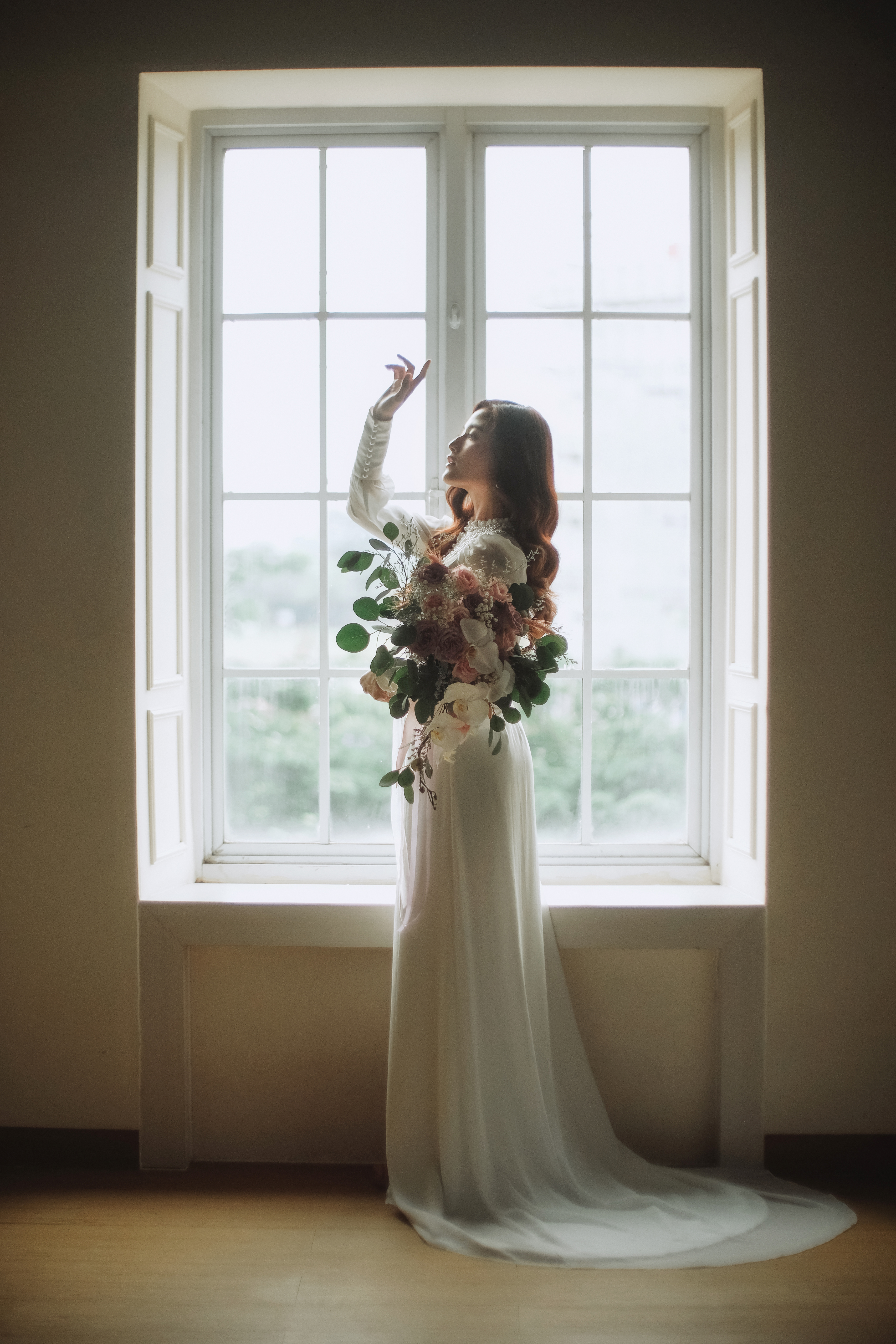 WC003 -  Effortless sheer and flowy white dress