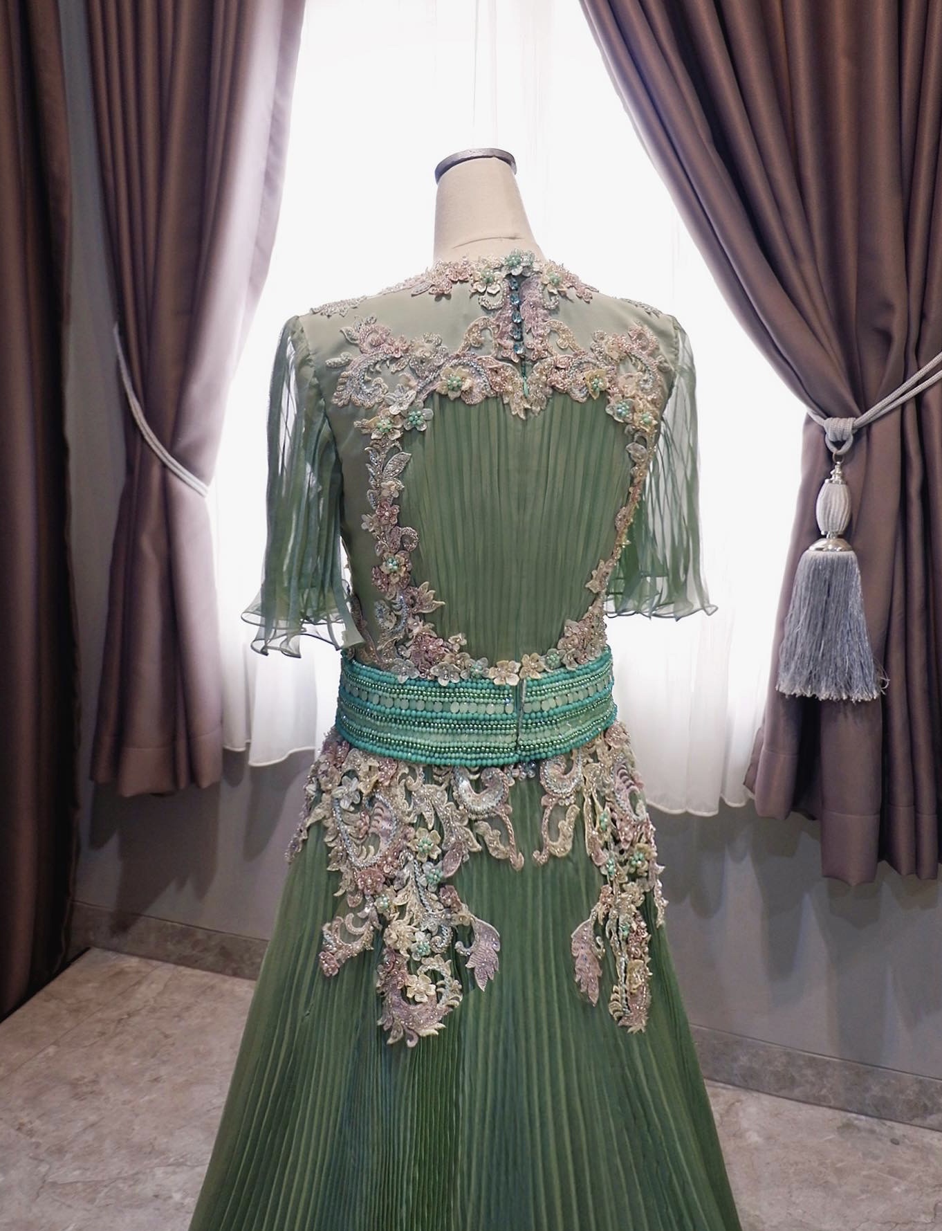 GC012 -  Blooming Garden on Sage Green