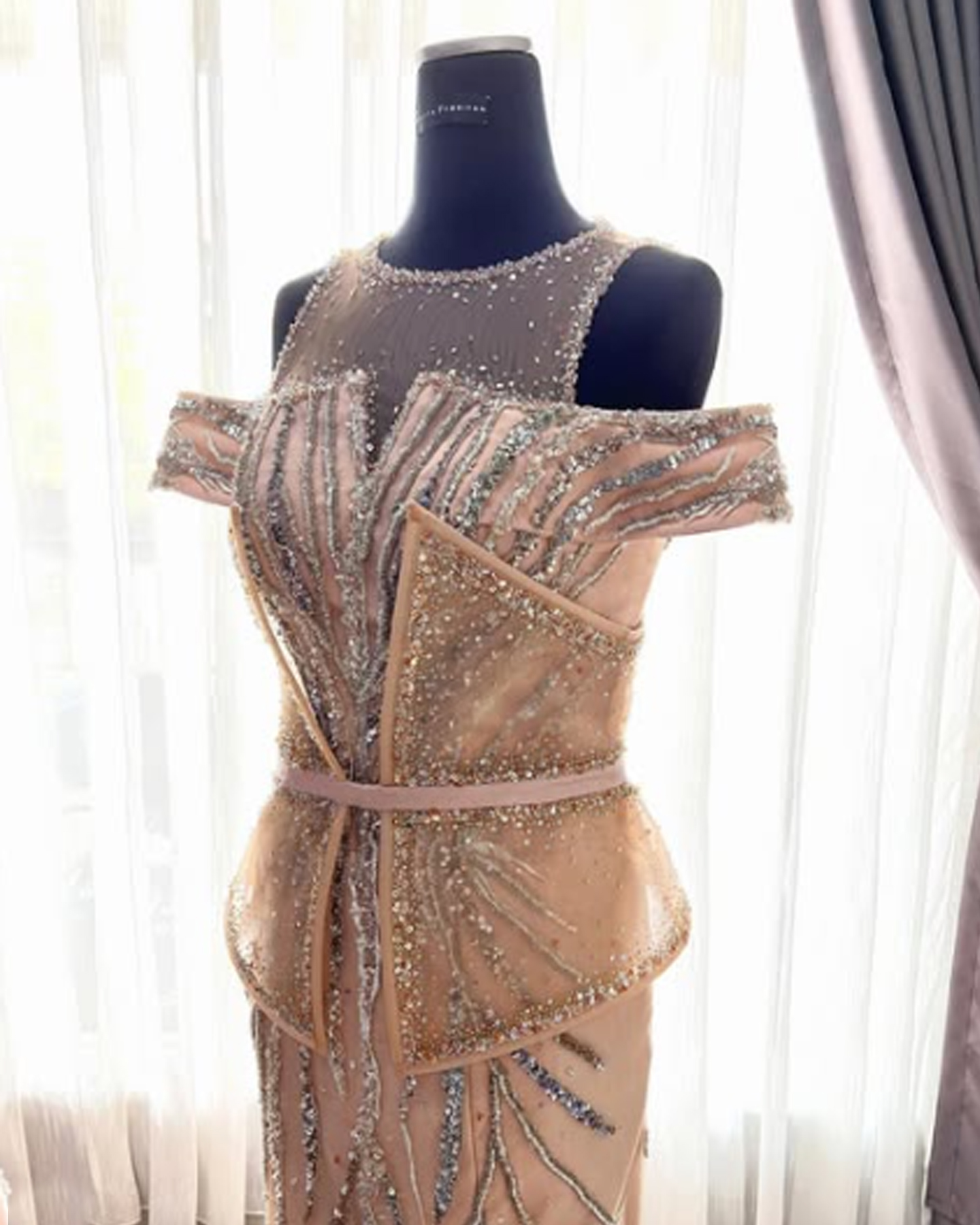 GC016 - Champagne Allure