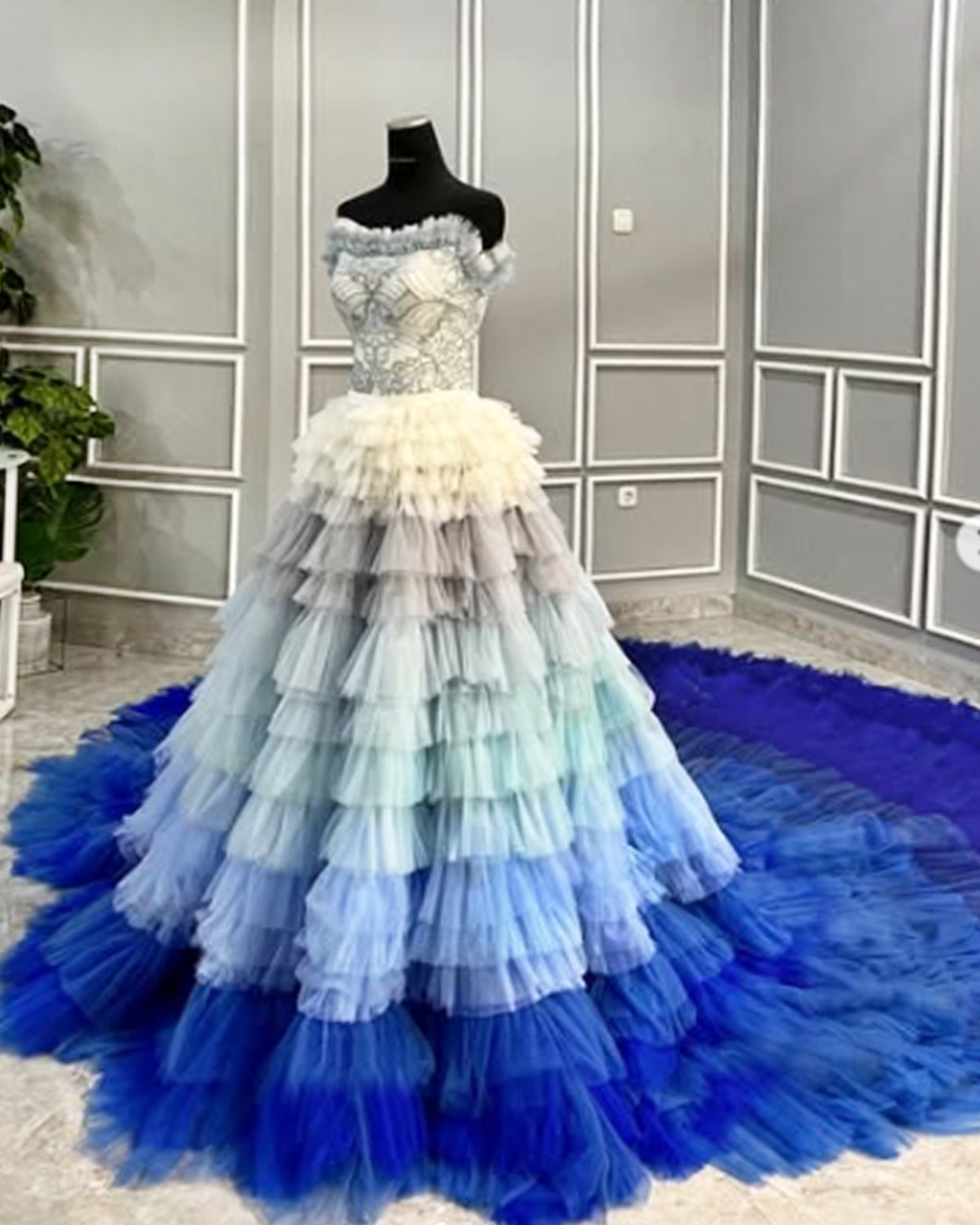 GC018 - Ocean Reverie: The Tides of Elegance