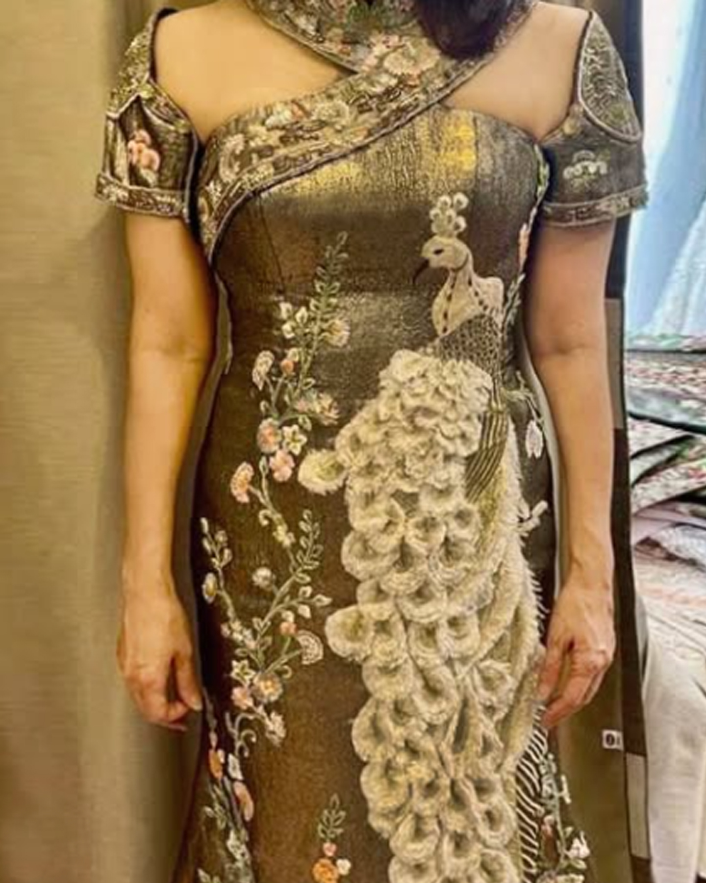 CC030 -  Bronze Majesty: The Albino Peacock Cheongsam