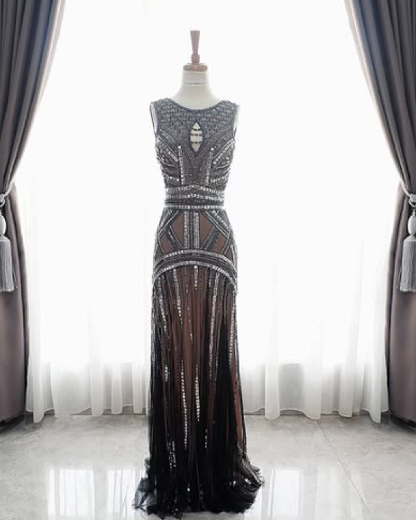 GC020 - Noir Brilliance: Catch for the Spotlight