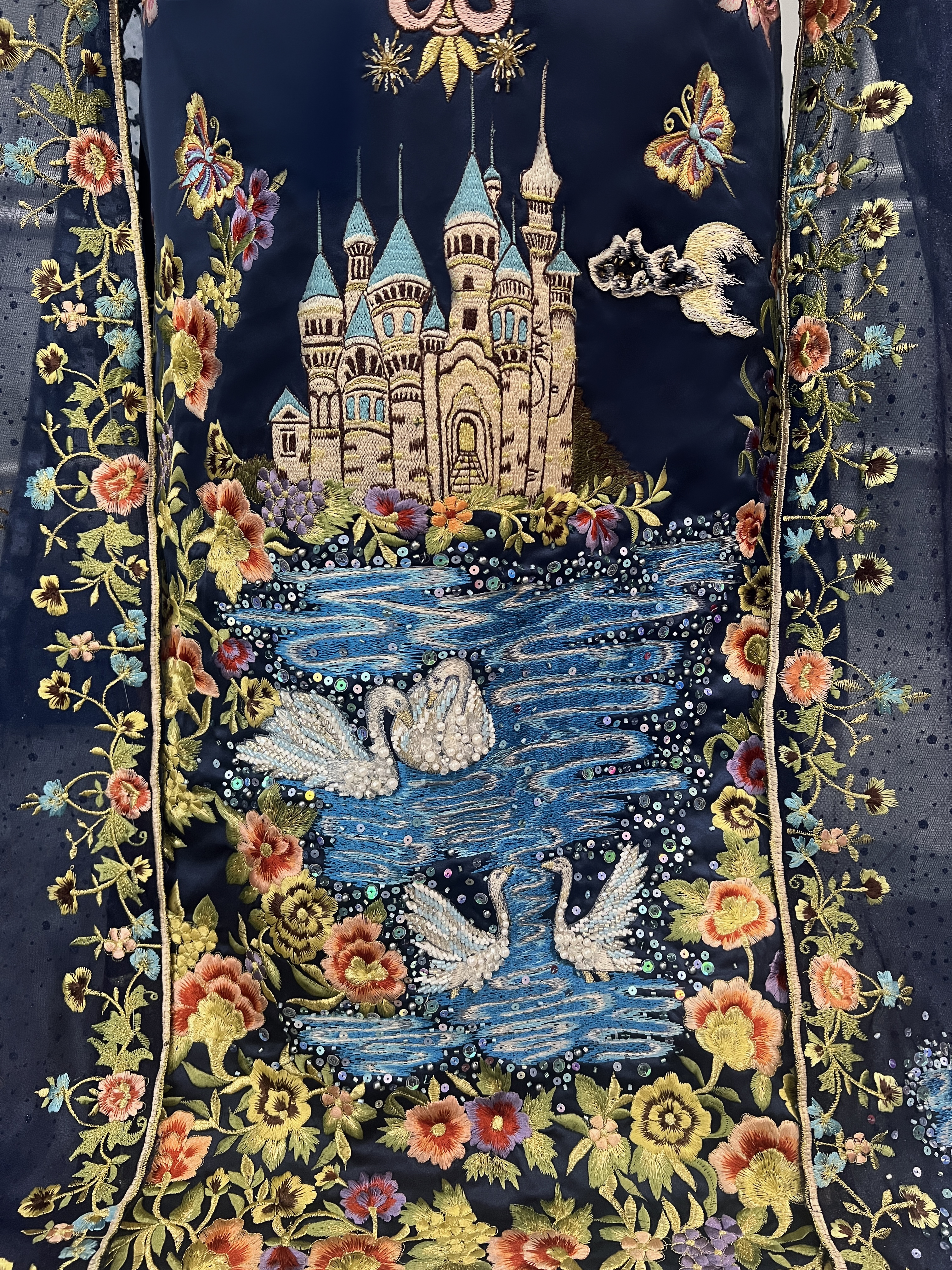 GC024 - Midnight Reverie at Enchanted Swan Lake 