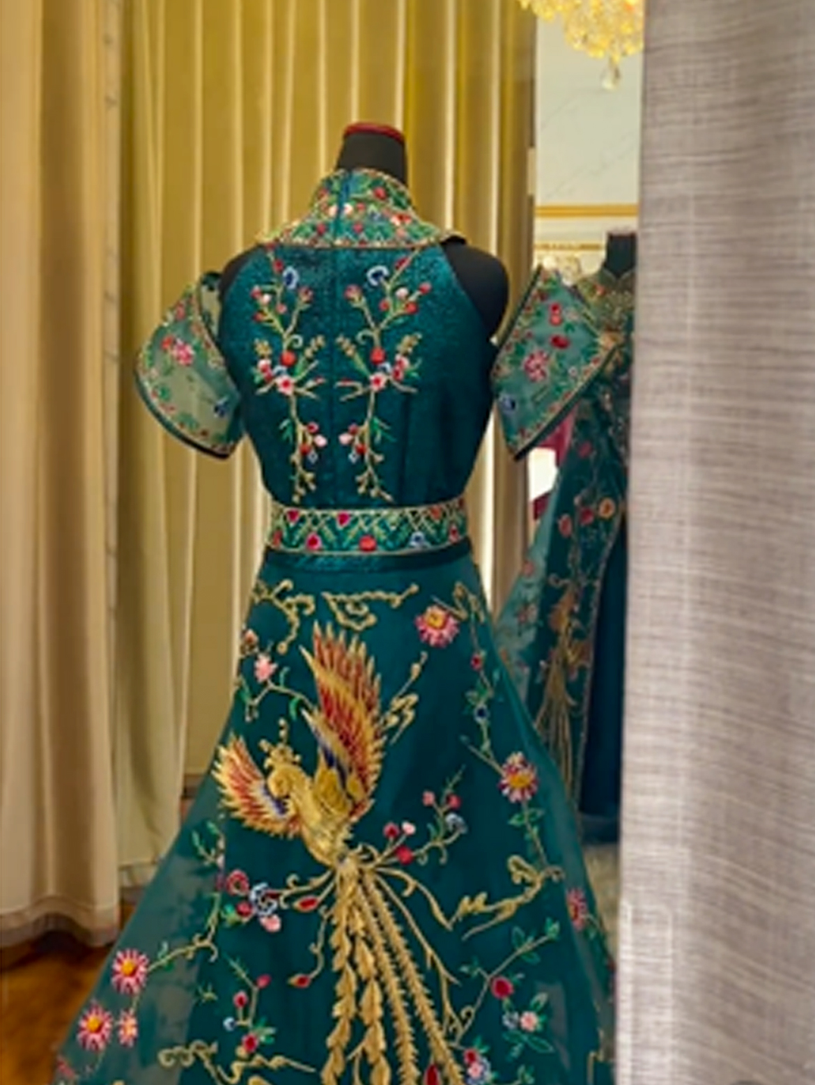 CC039 -  Majestic Rebirth: The Golden Phoenix on Turquoise