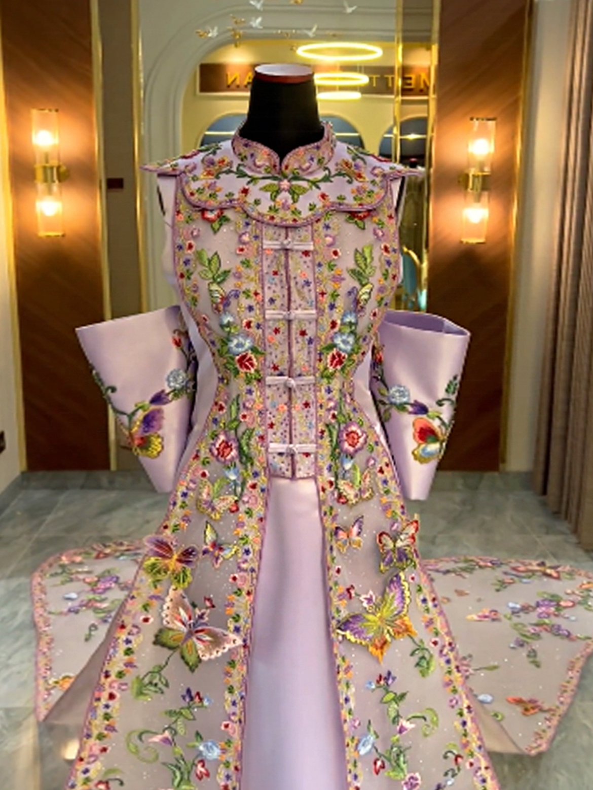 CC040 -  Versatile and Dreamy Lilac Butterfly Cheongsam Fantasy