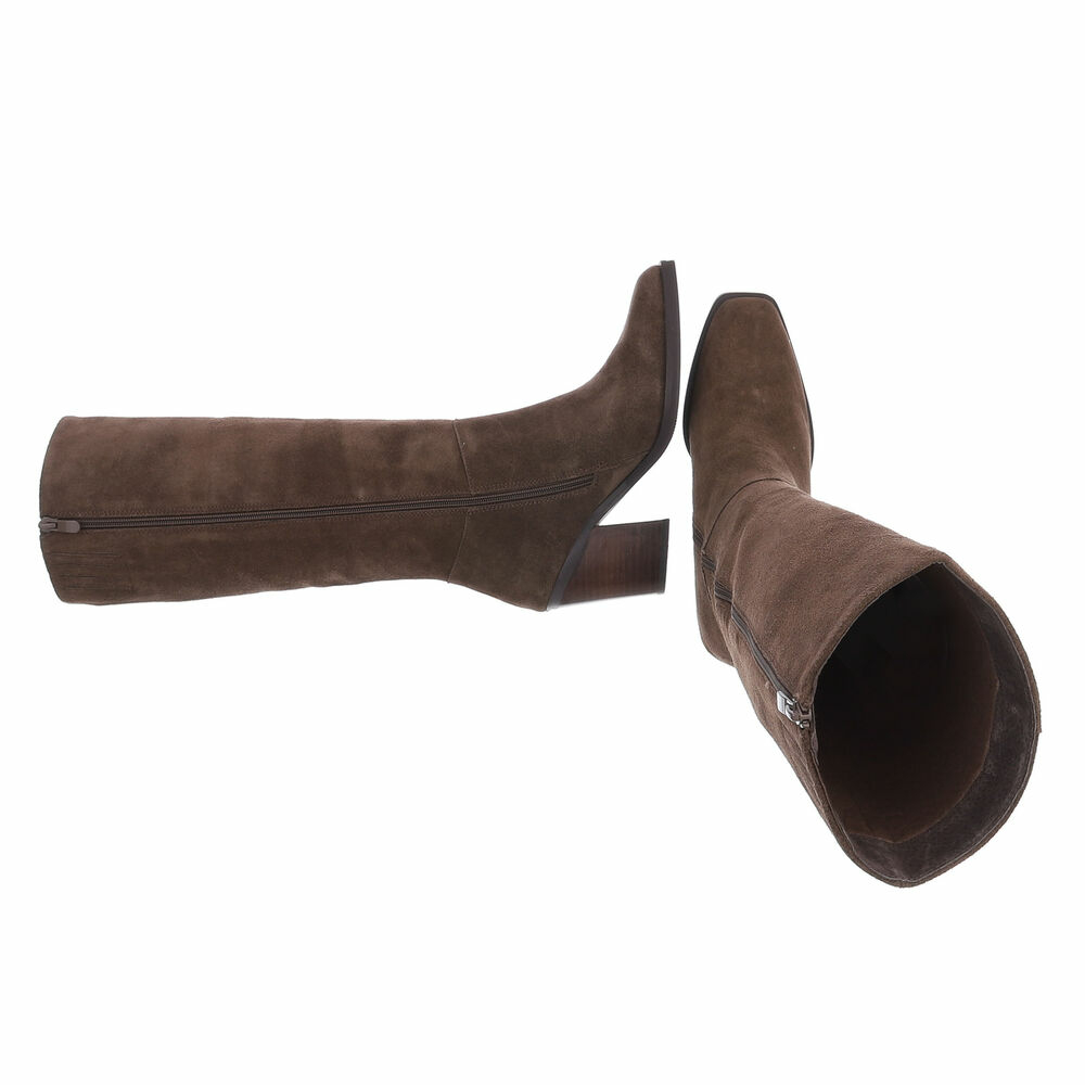 Rudi ilgaauliai batai