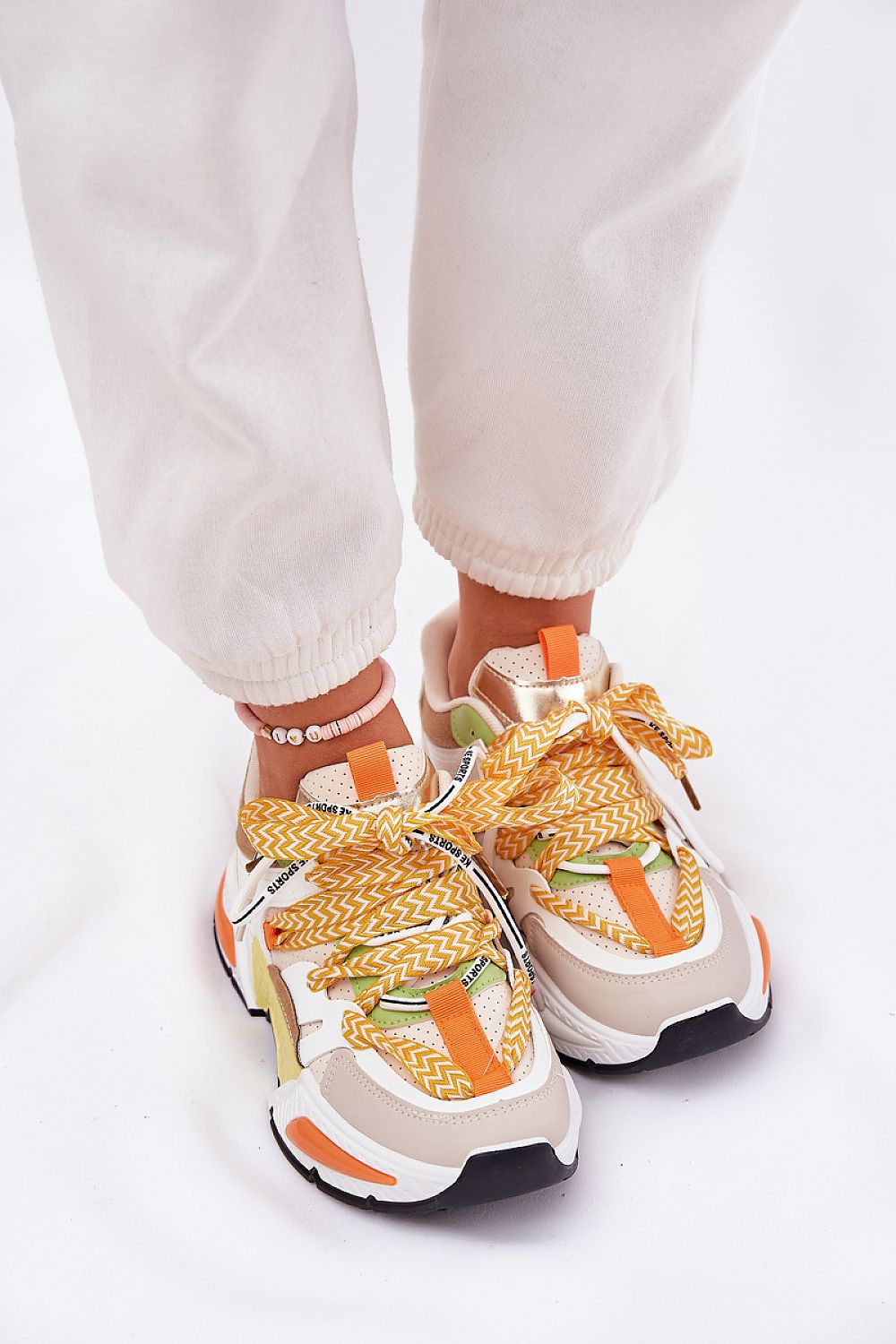 Spalvingi sportiniai batai