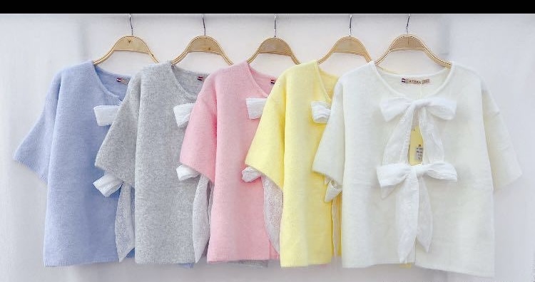 Rožinė ypač minkšto audinio palaidinė su raišteliais