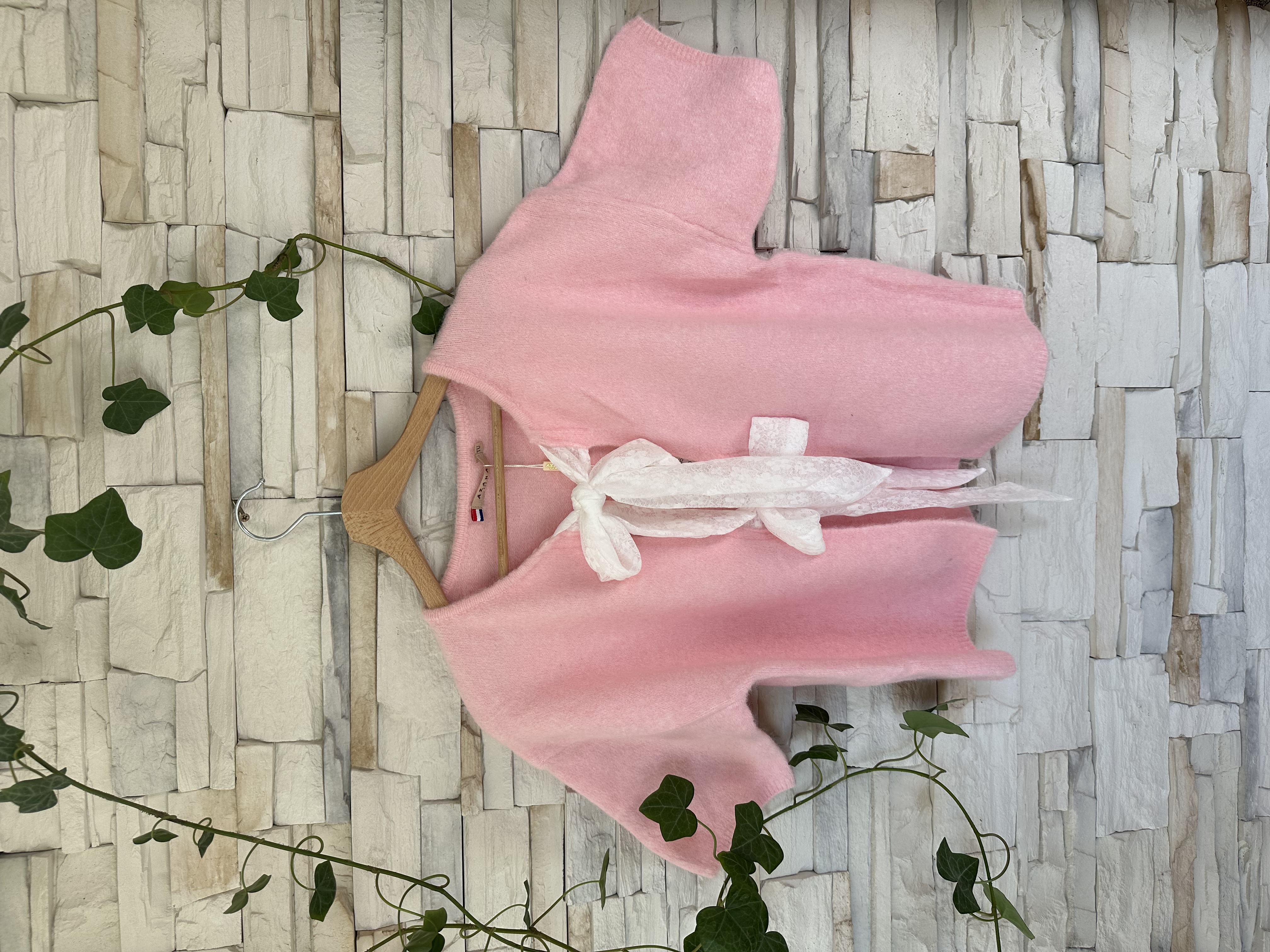 Rožinė ypač minkšto audinio palaidinė su raišteliais