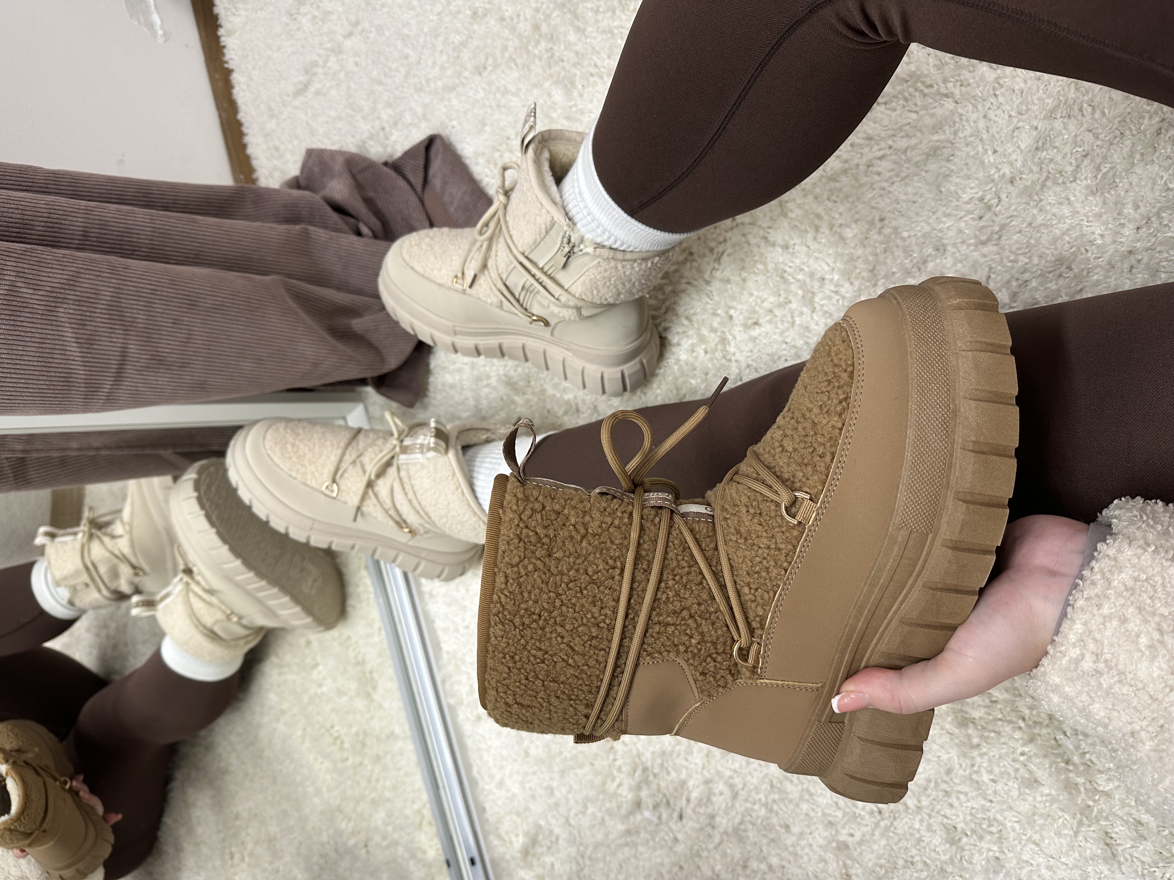 Žieminiai moteriški batai su teddy medžiaga