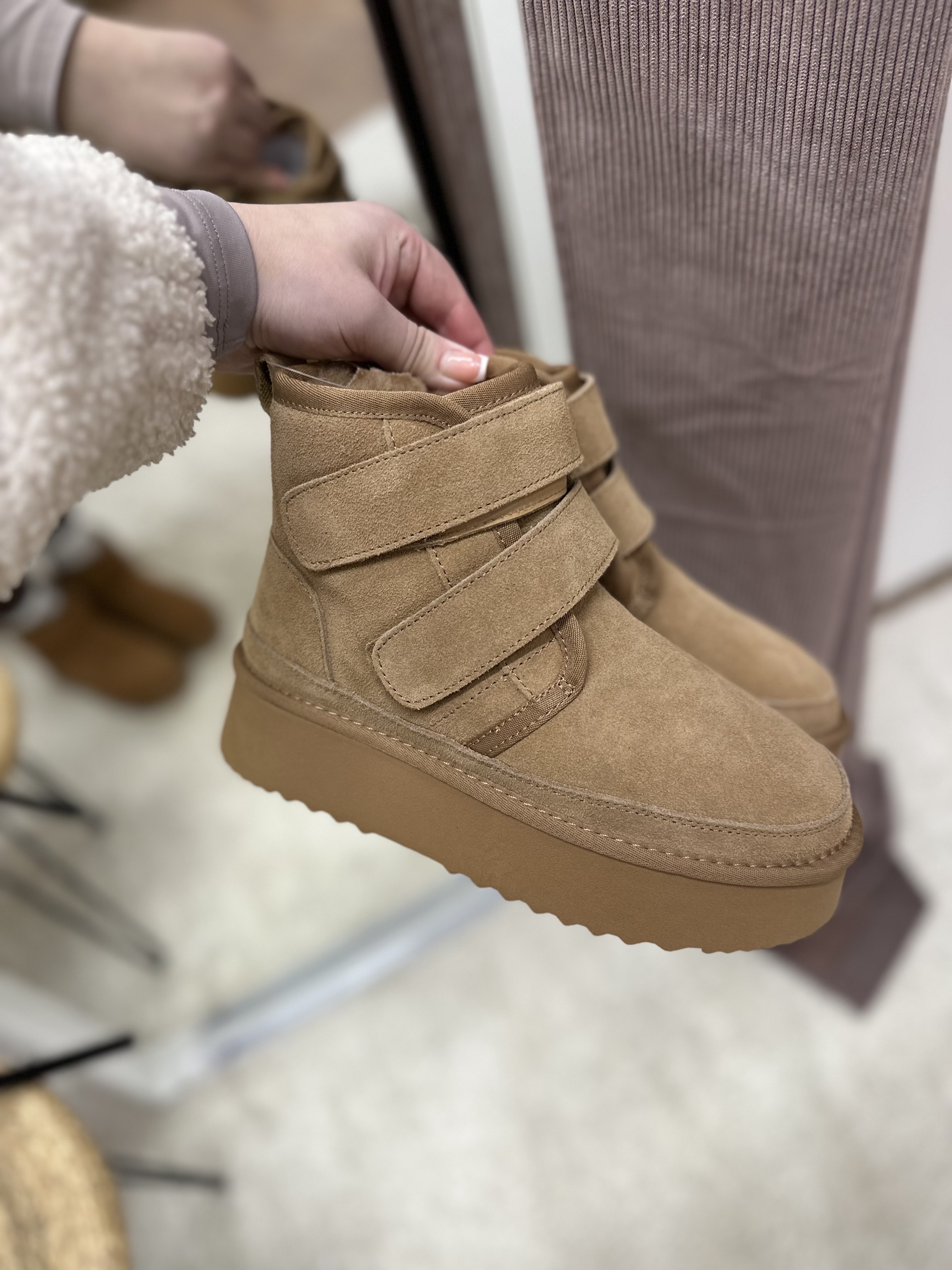 Odiniai ugg tipo batai su vilna