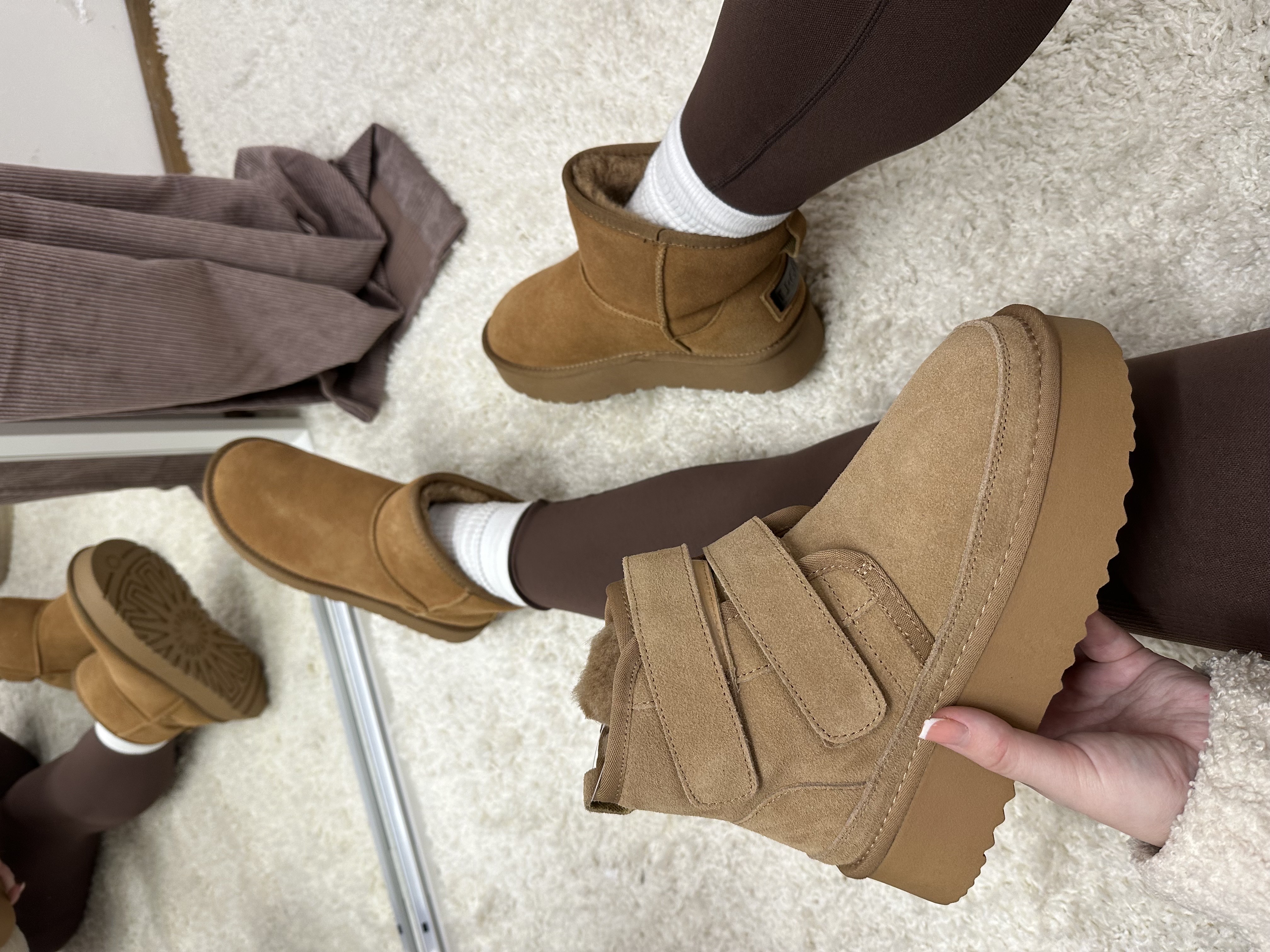 Odiniai ugg tipo batai su vilna