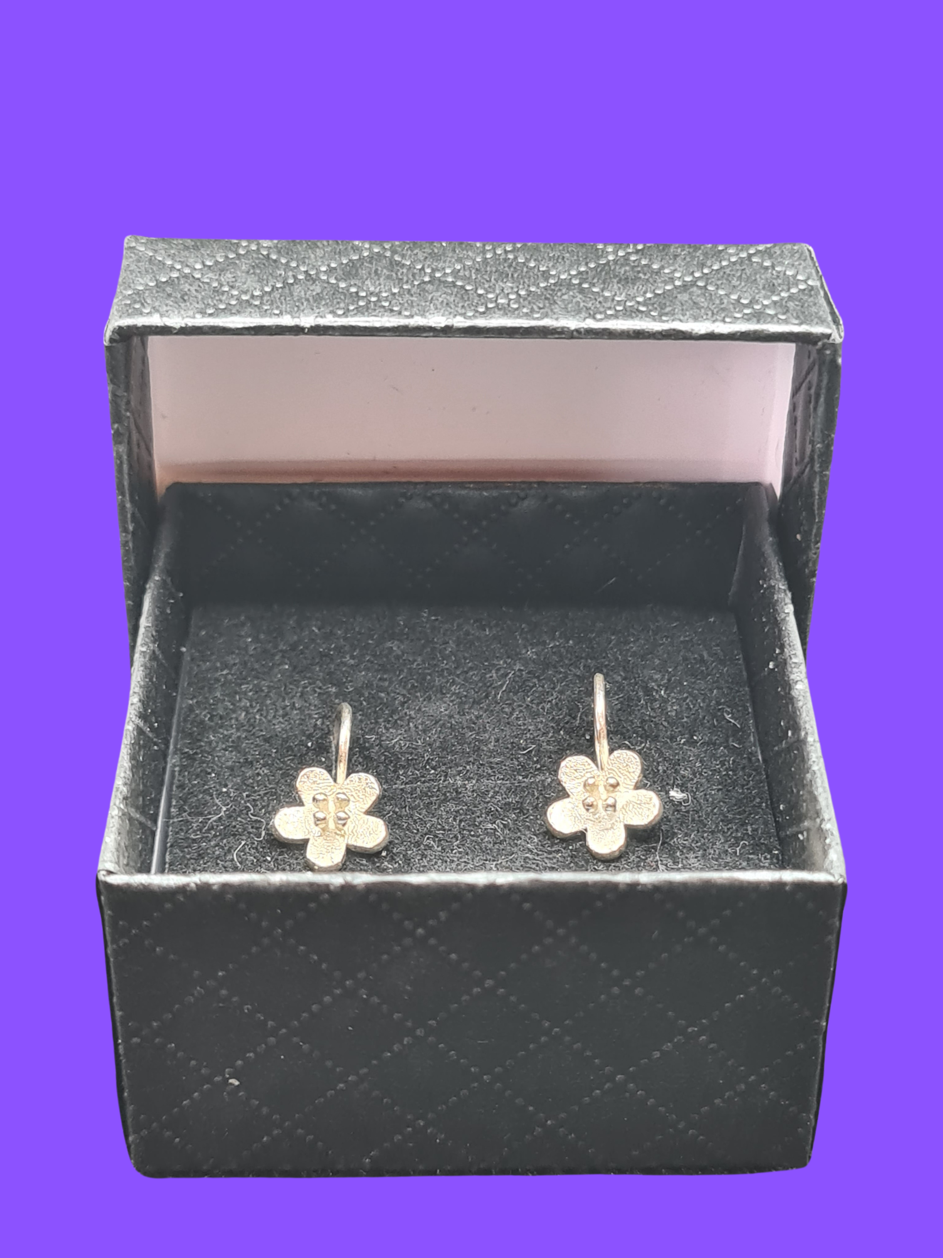 Flower Shaped Earrings - 925 Sterling Silver