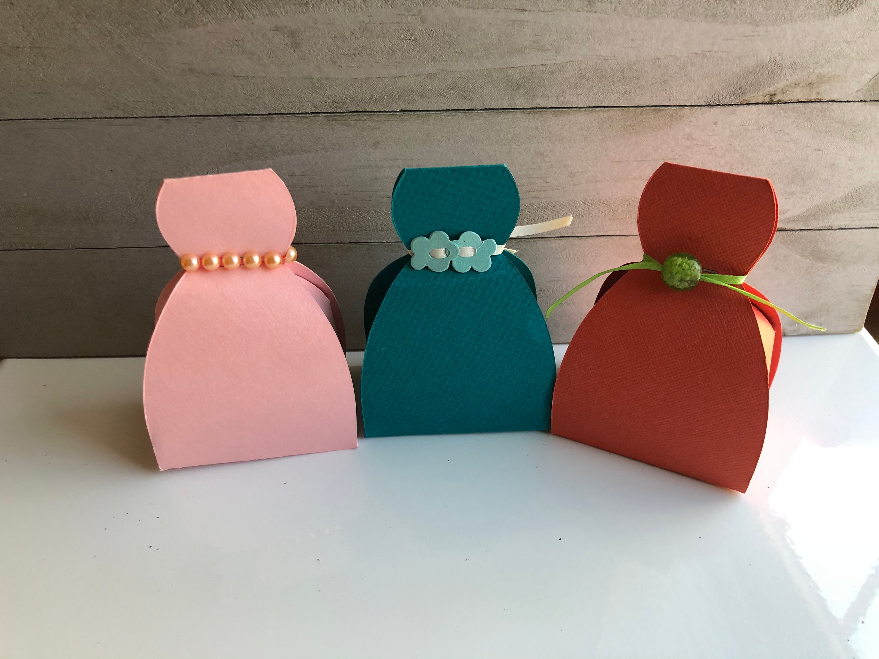 Elegant Dress Boxes - Luxurious Party Favors for Quinceañeras, Bridal Showers & Special Events