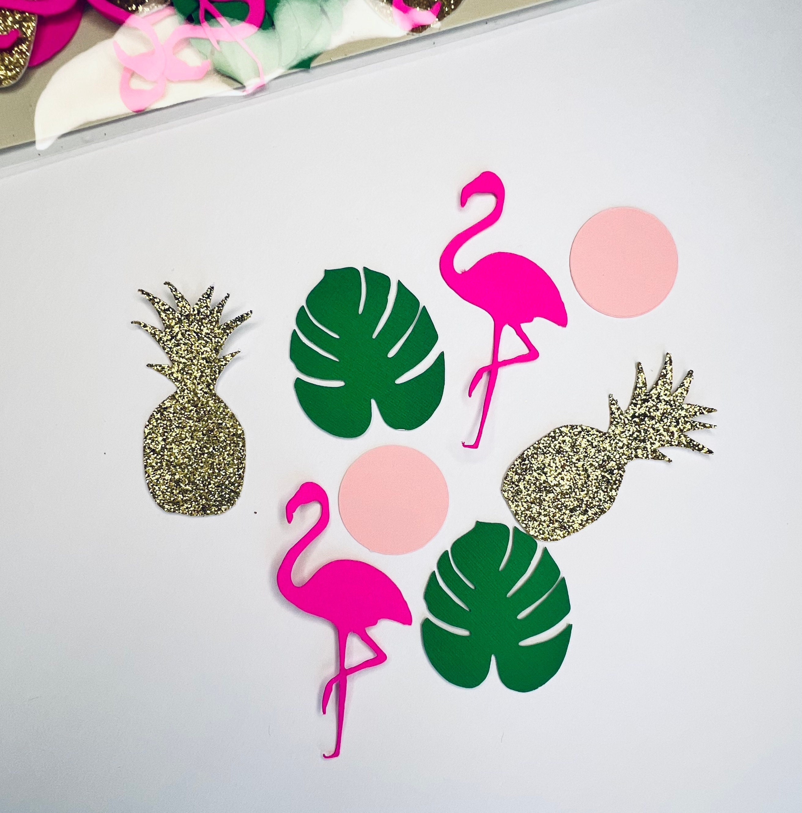 Tropical Flamingo Confetti Set - Vibrant Party Decor for Summer Celebrations