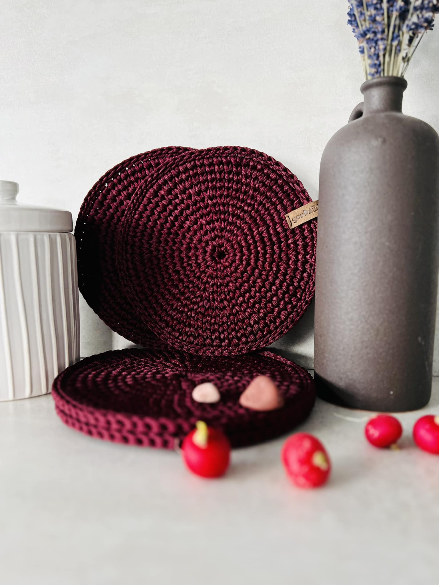 Nerti stalo padėkliukai