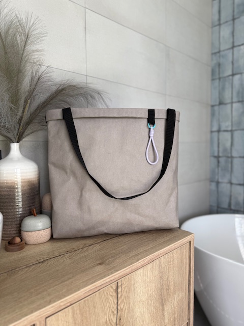 Pilka veganiškos odos terba