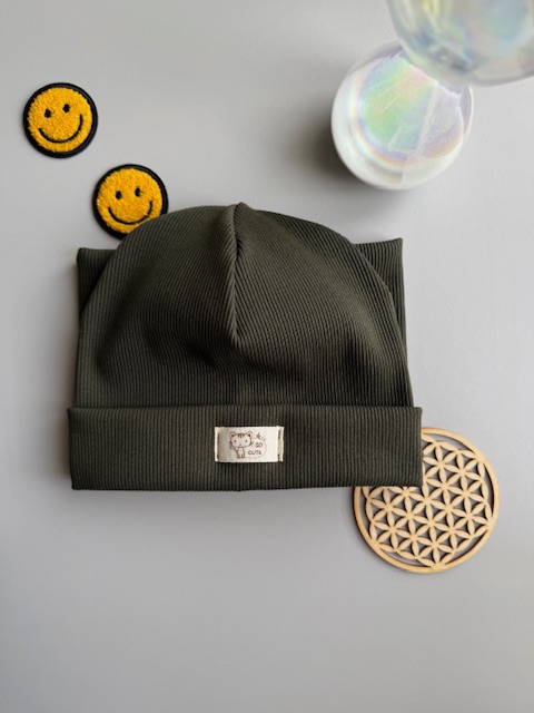 Tamsiai žalia (chaki) kepurė ir mova