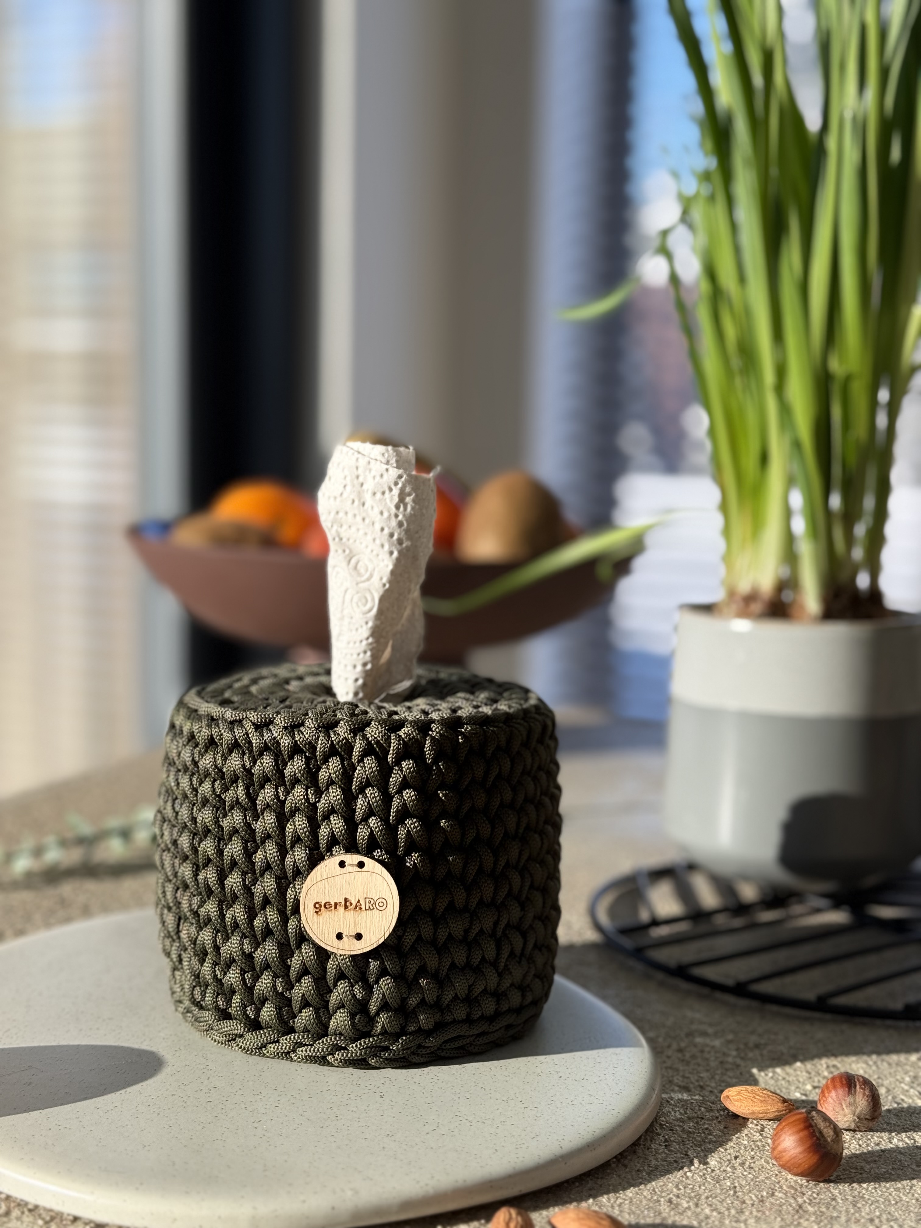 Tualetinio popieriaus nertas bokštelis