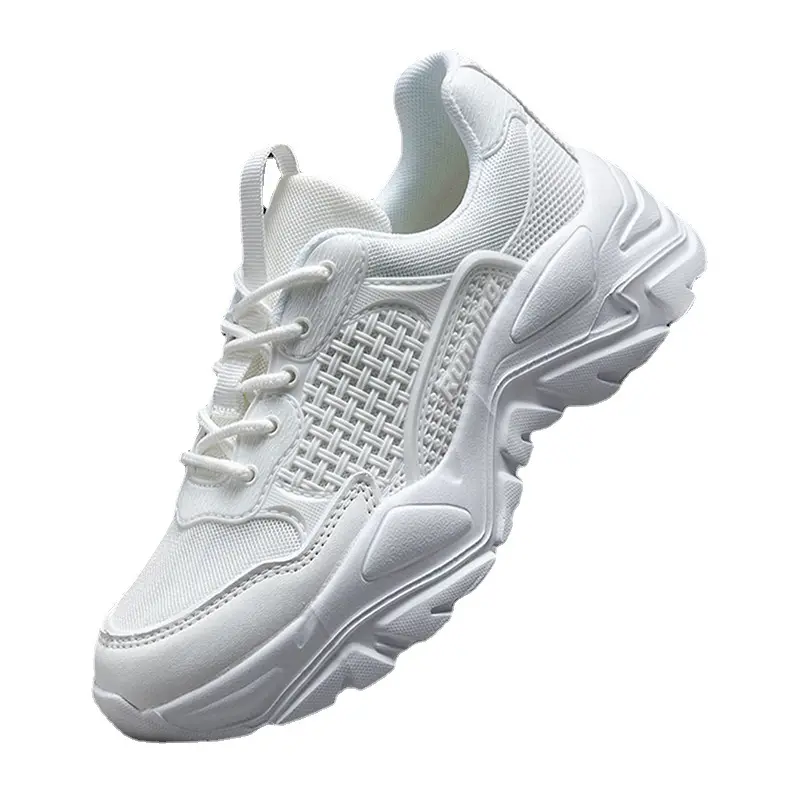 Modische Atmungsaktive Sportschuhe mit dicker Sohle