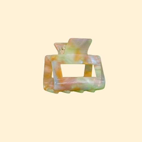 Dreamy Marble Claw