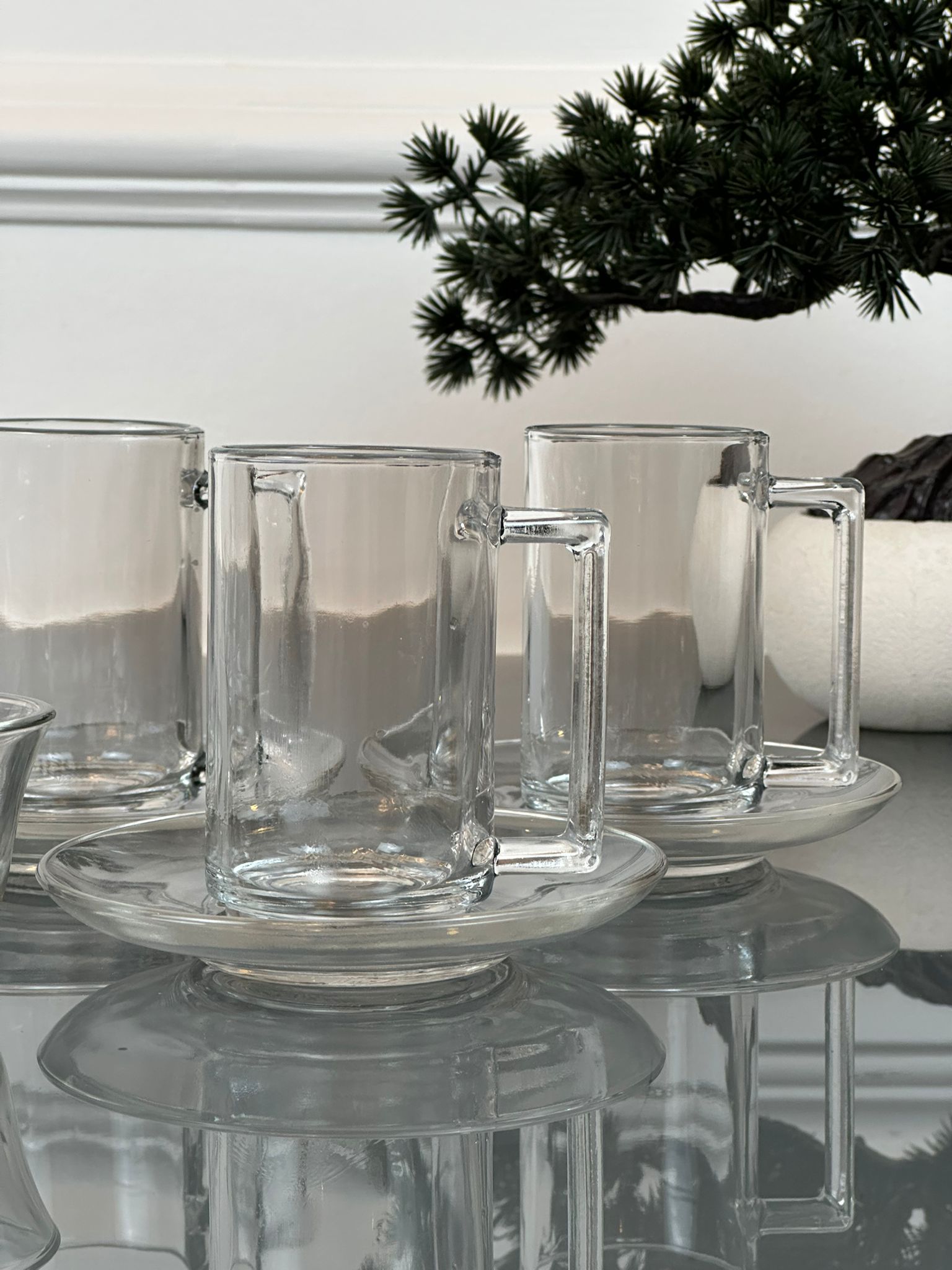 طقم ضيافه زجاج 18 قطعه