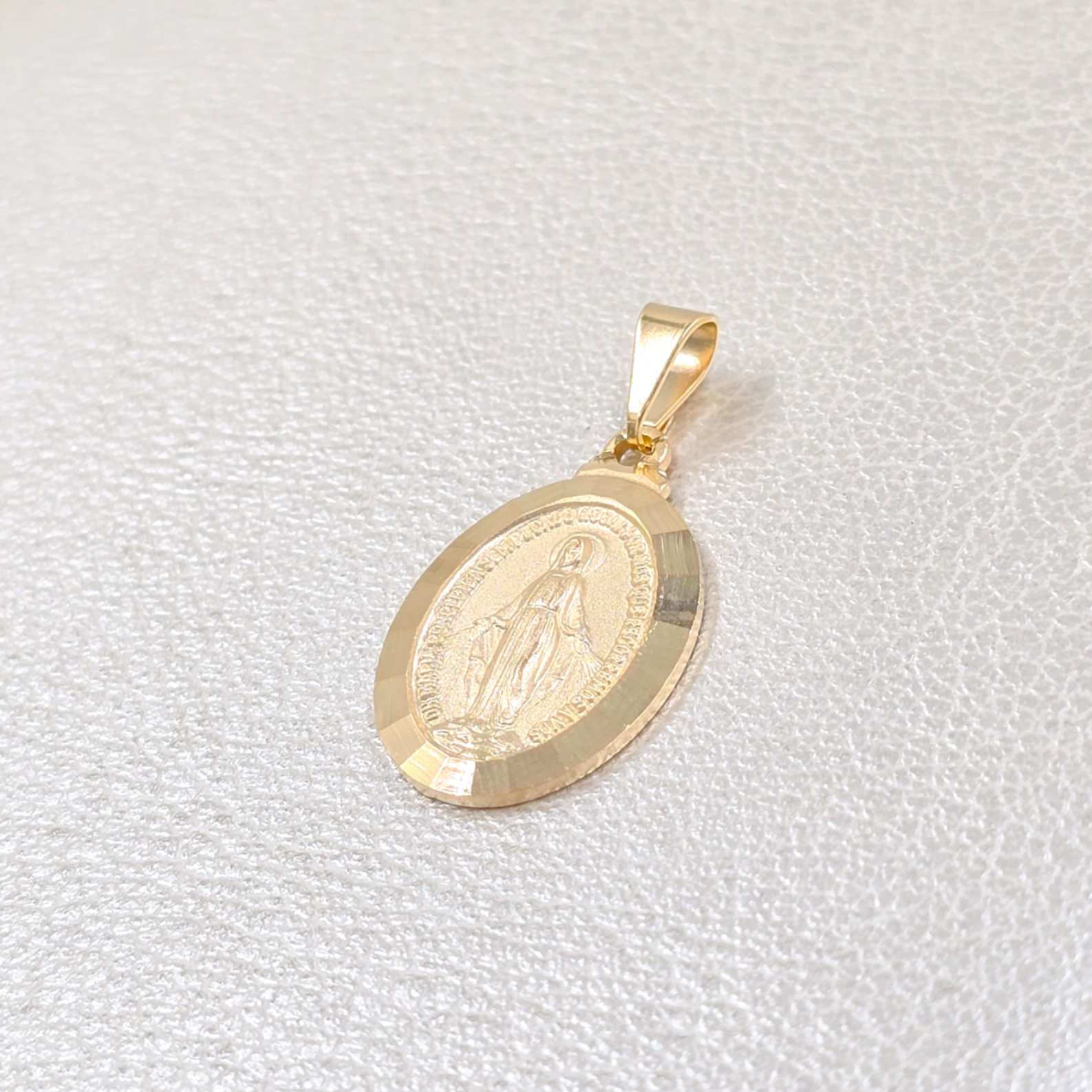 Colgante Virgen Milagrosa Oro Laminado 18k