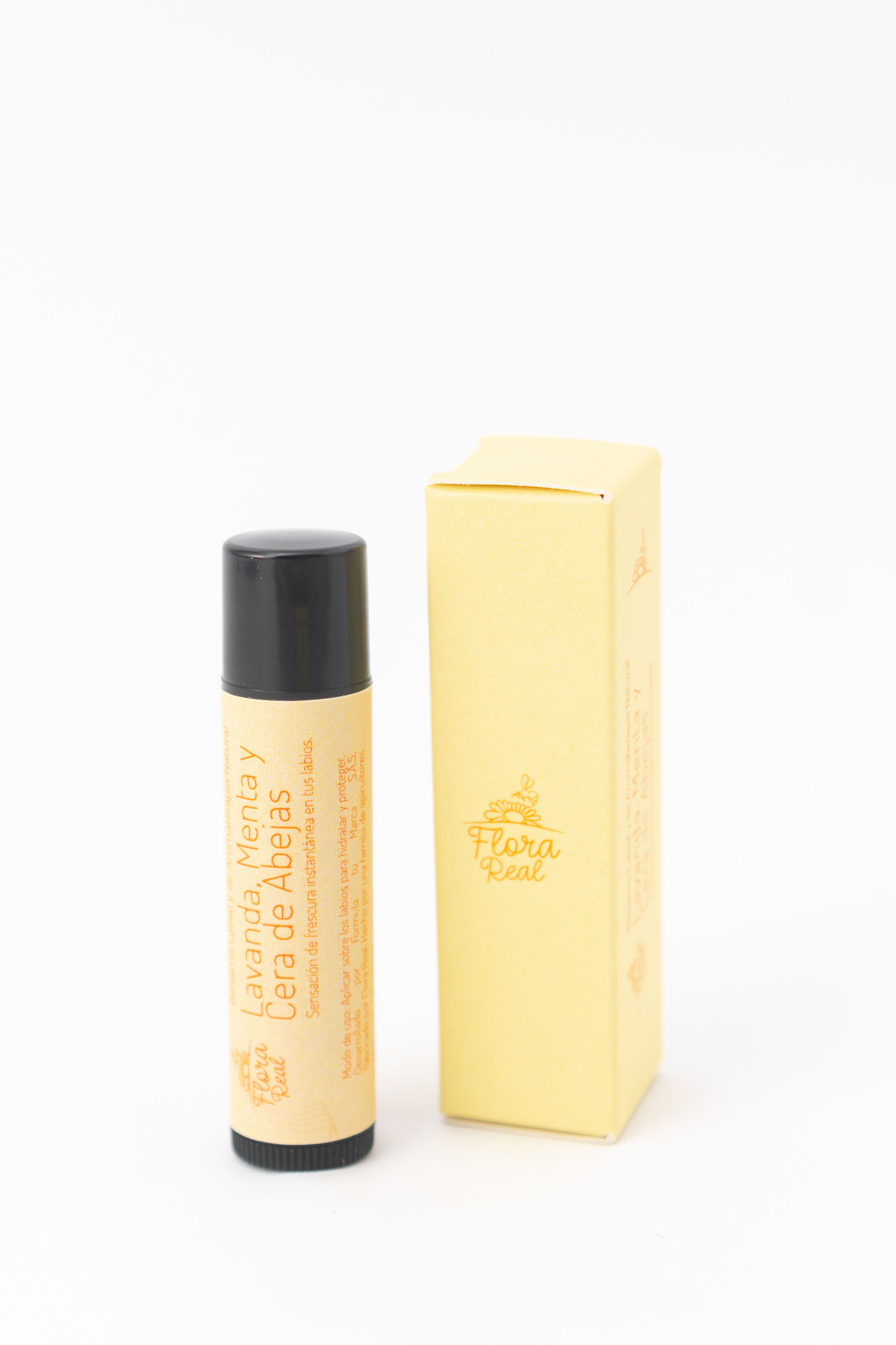 Bálsamo labial reparador con cera de abejas, lavanda, menta y sangre de drago